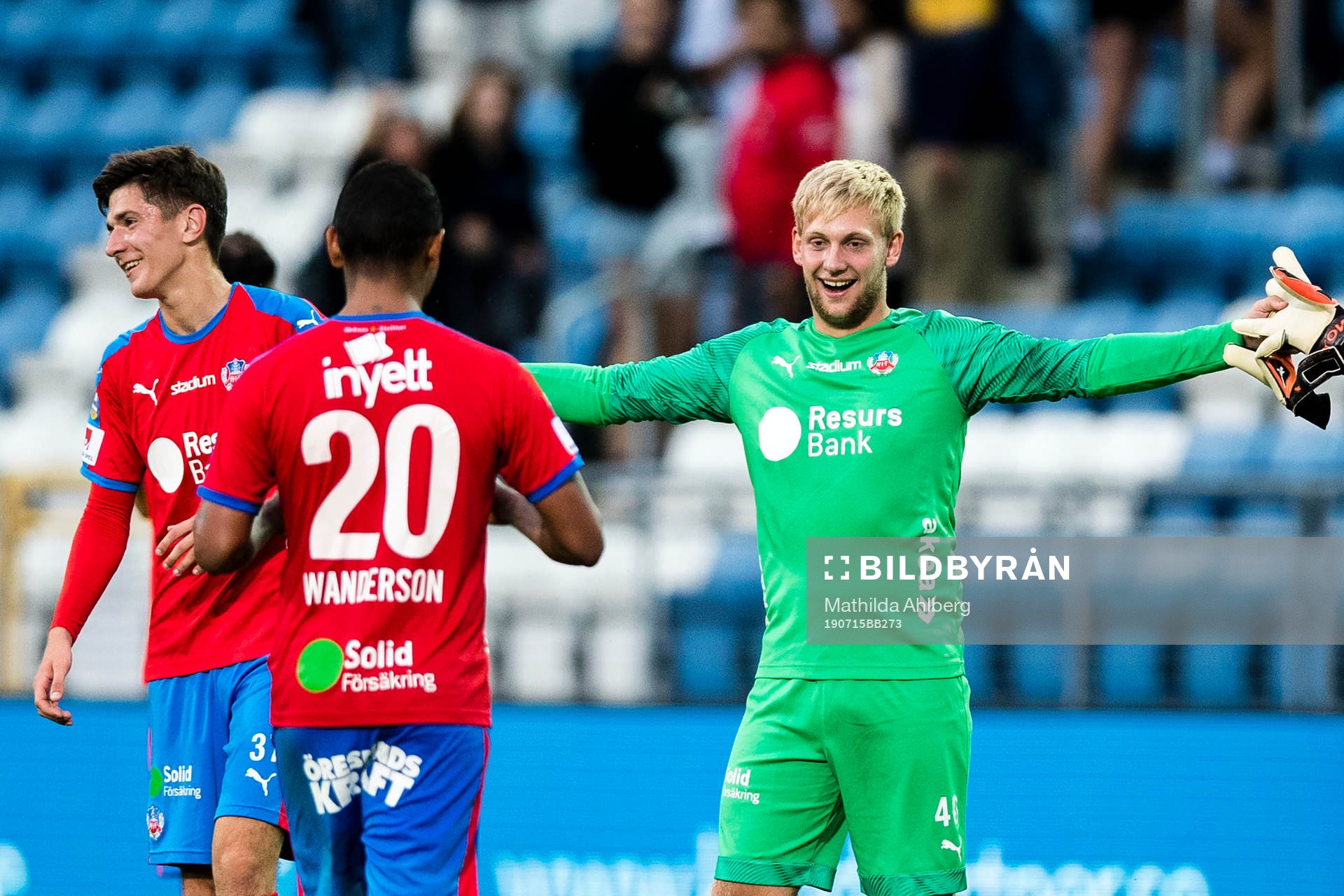 Helsingborgs målvakt Ian Pettersson jublar