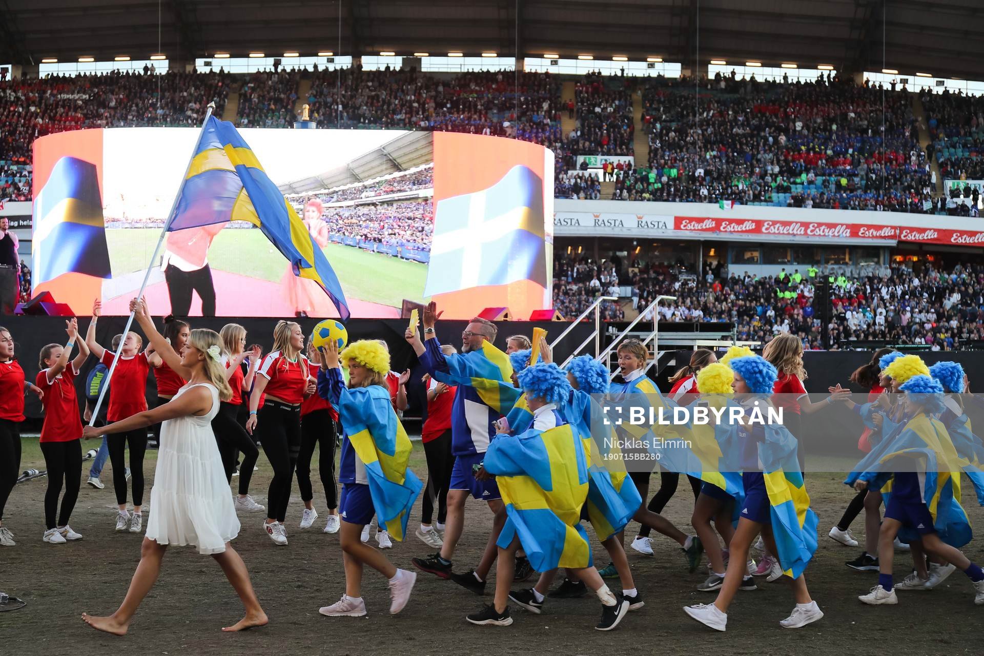 Sverige gör entré