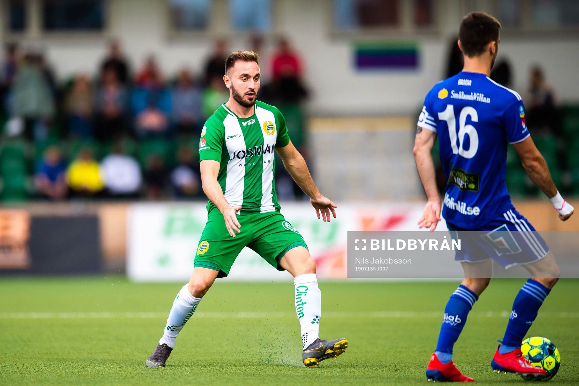 Hammarbys Muamer Tankovic och Sundsvalls Carlos Gracia