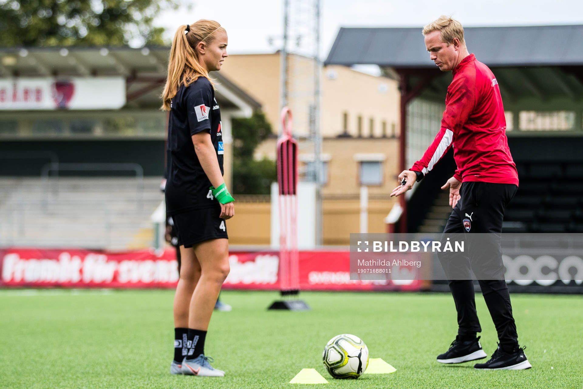 Rosengårds Glodis Perla Viggosdottir och tränare Jonas