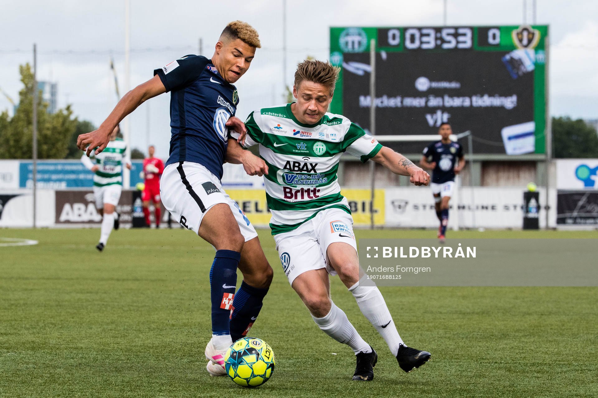 Jönköpings Alexander Jallow och Västerås Dennis Persson