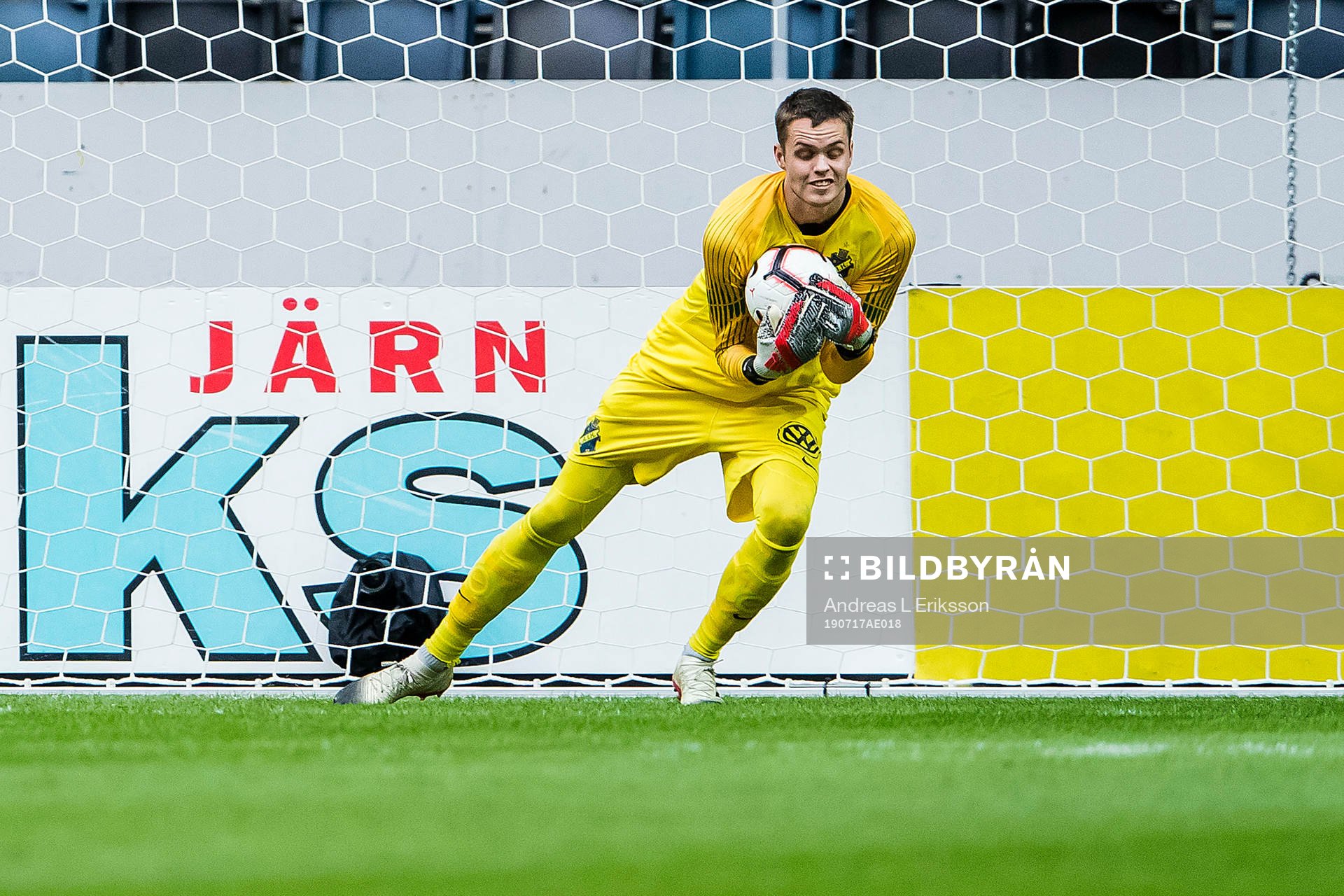 Goalkeeper Oscar Linnér of AIK