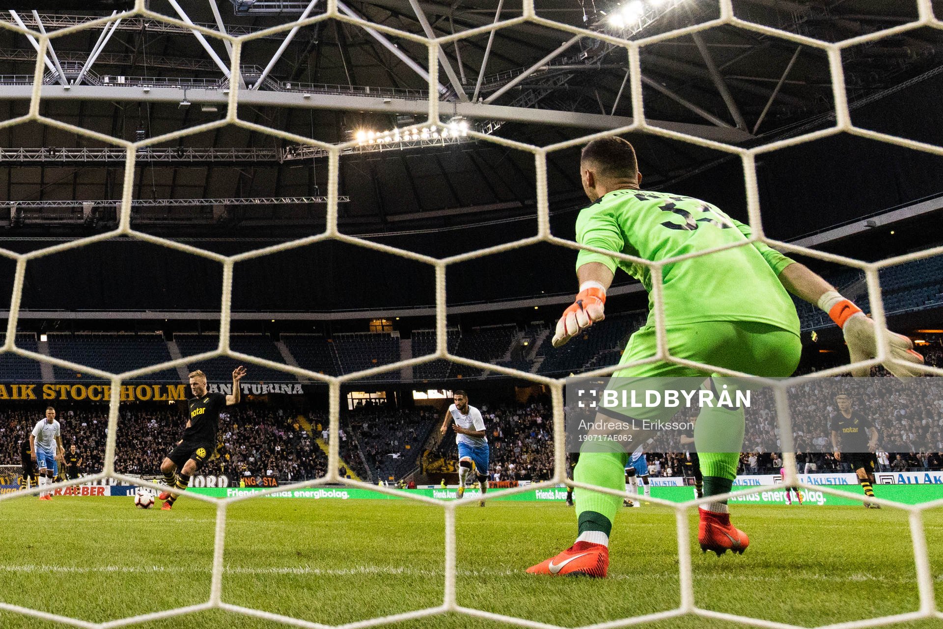 Sebastian Larsson of AIK with a penalty kick