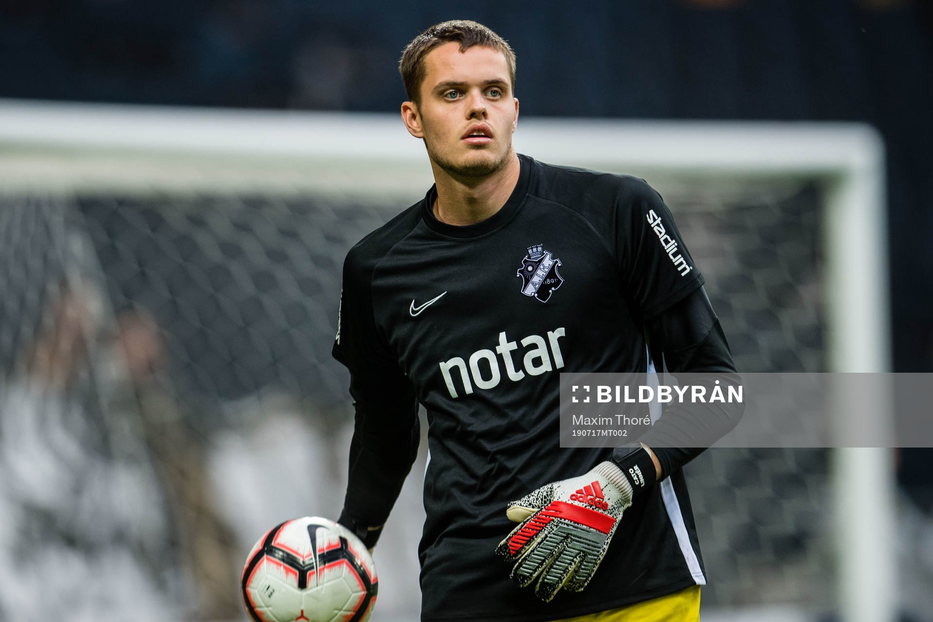 Goalkeeper Oscar Linnér of AIK