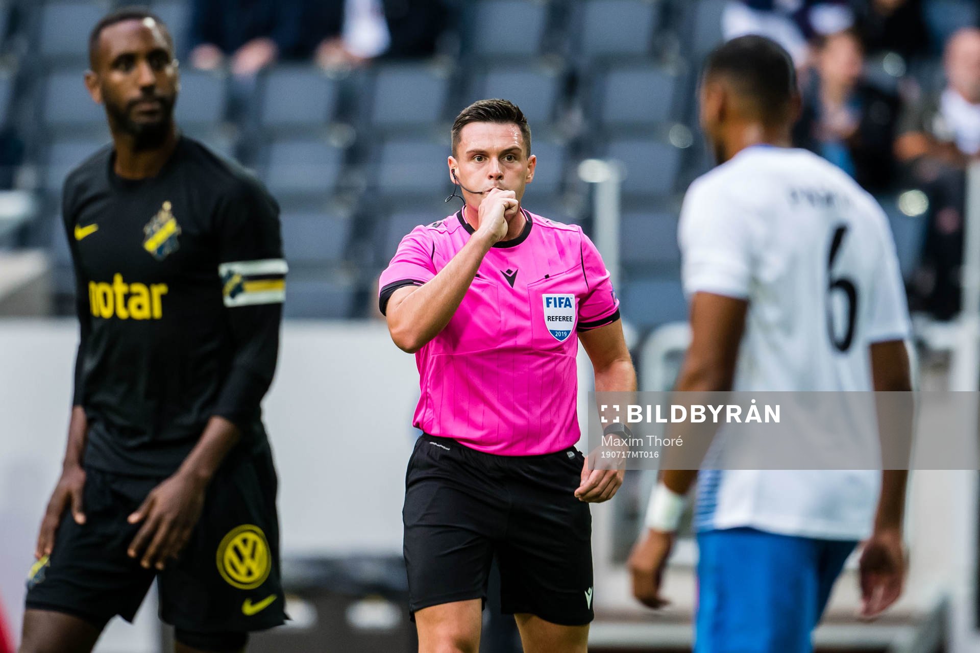 Referee Robert Hennessy