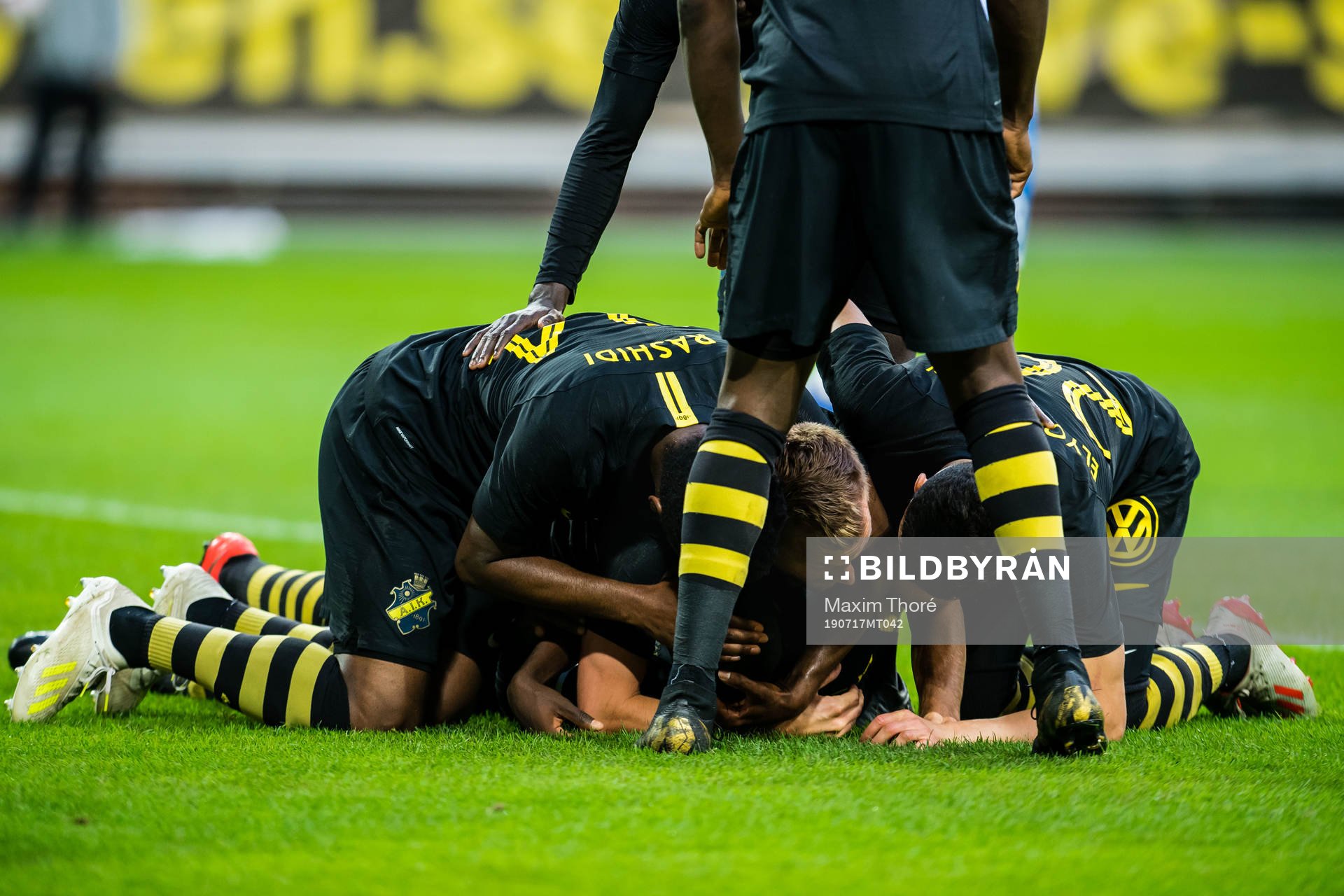 Henok Goitom of AIK celebrates with teammates