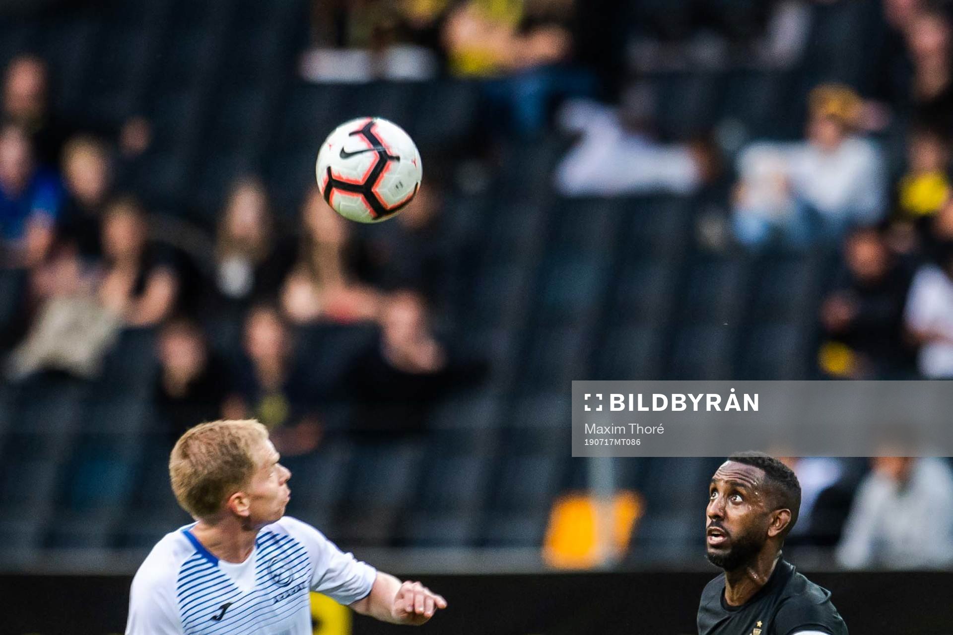 Ilja Antonov of Ararat-Armenia and Henok Goitom of AIK