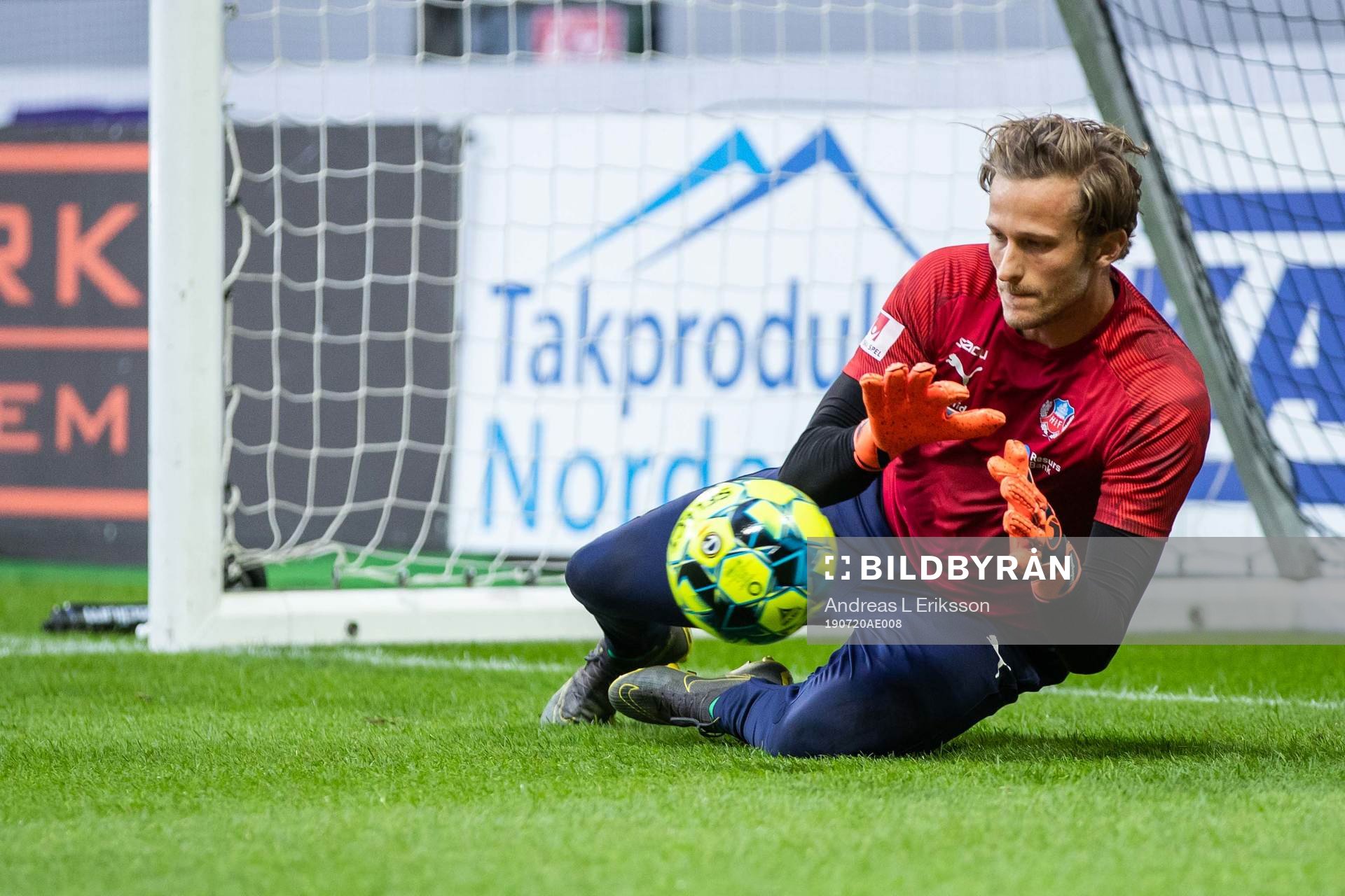 Helsingborgs målvakt Anders Lindegaard