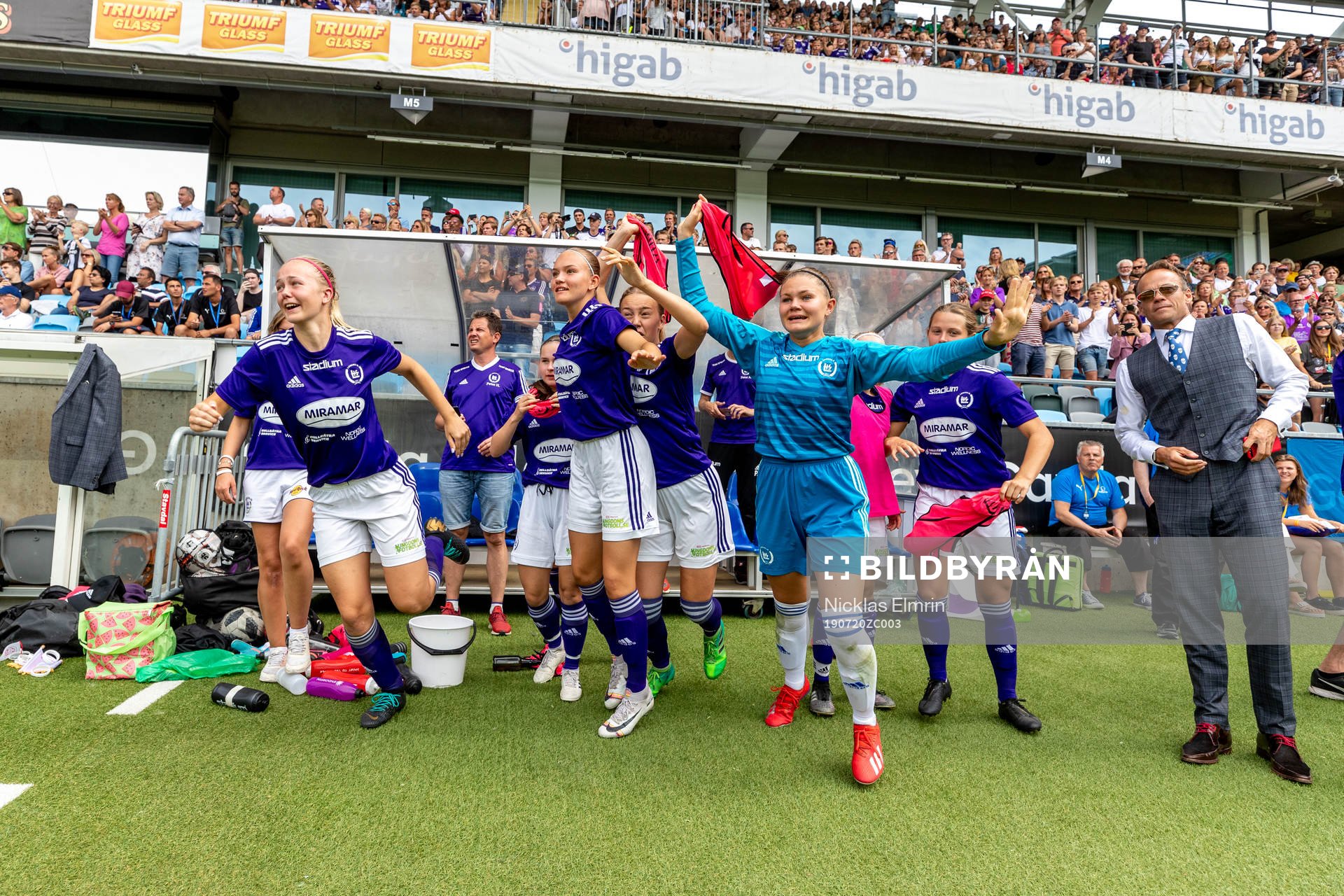 Lerums spelarna jublar