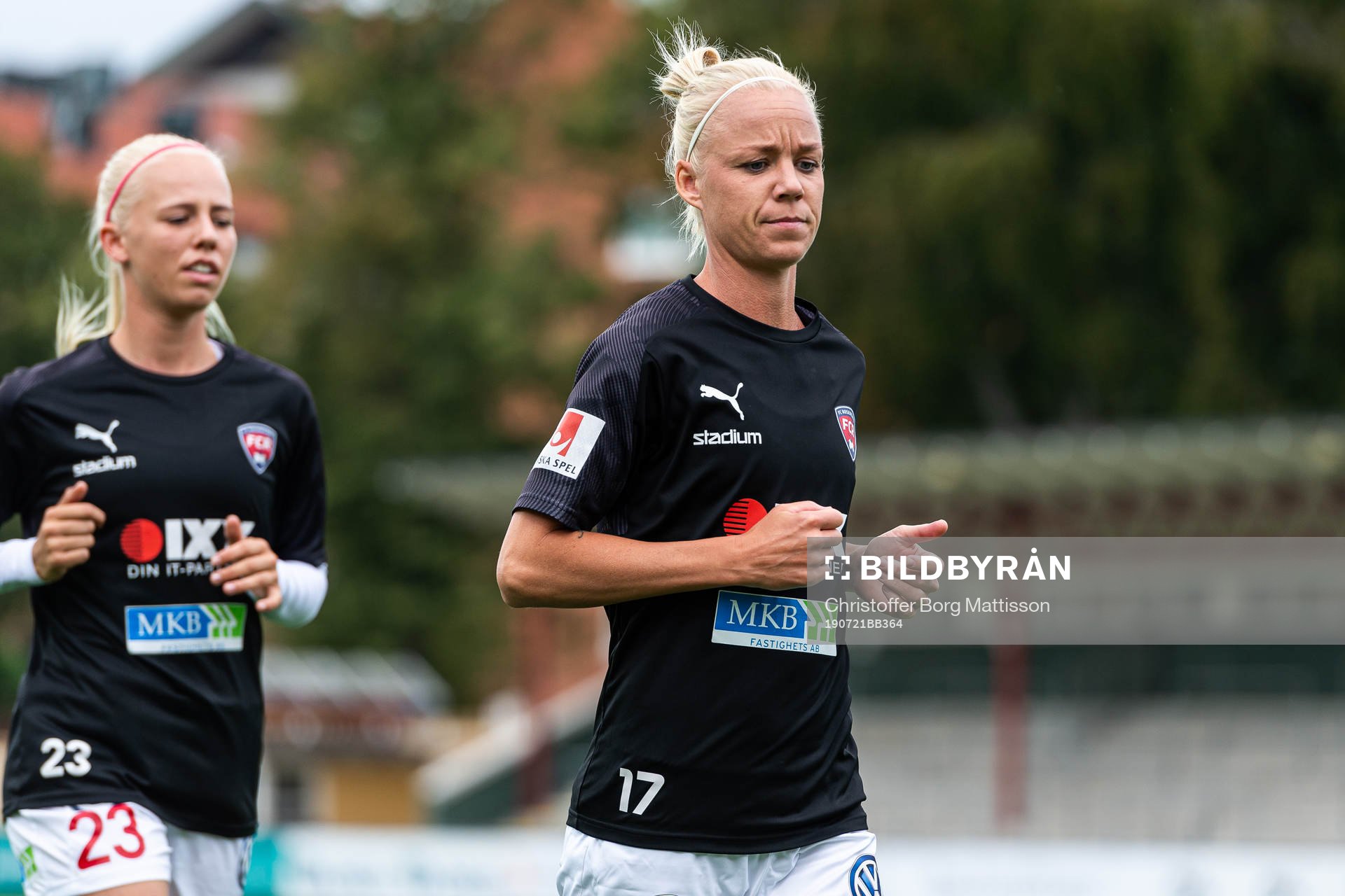 Rosengårds Sofie Svava och Caroline Seger