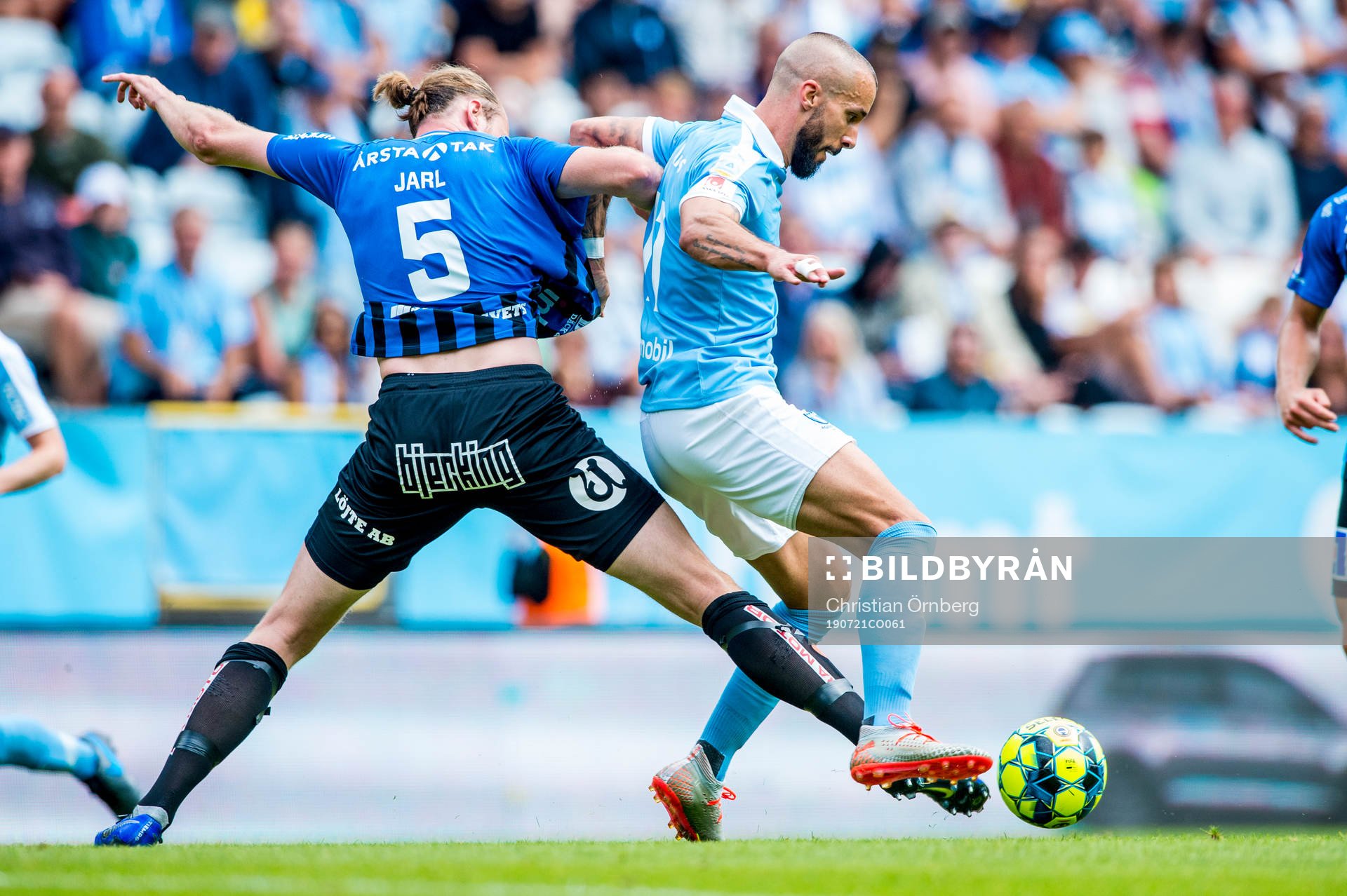 Sirius Daniel Jarl mot Malmö FFs Guillermo Molins
