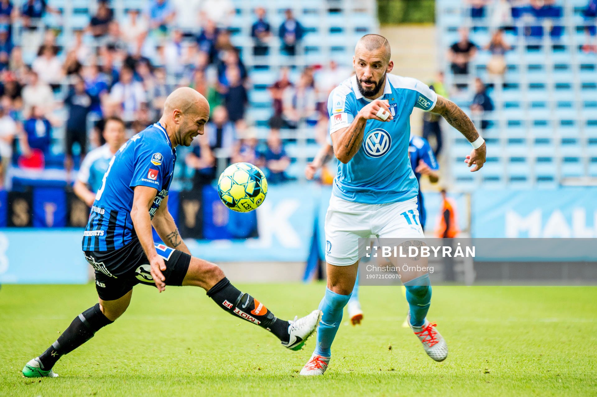 Sirius Karl Larson mot Malmö FFs Guillermo Molins