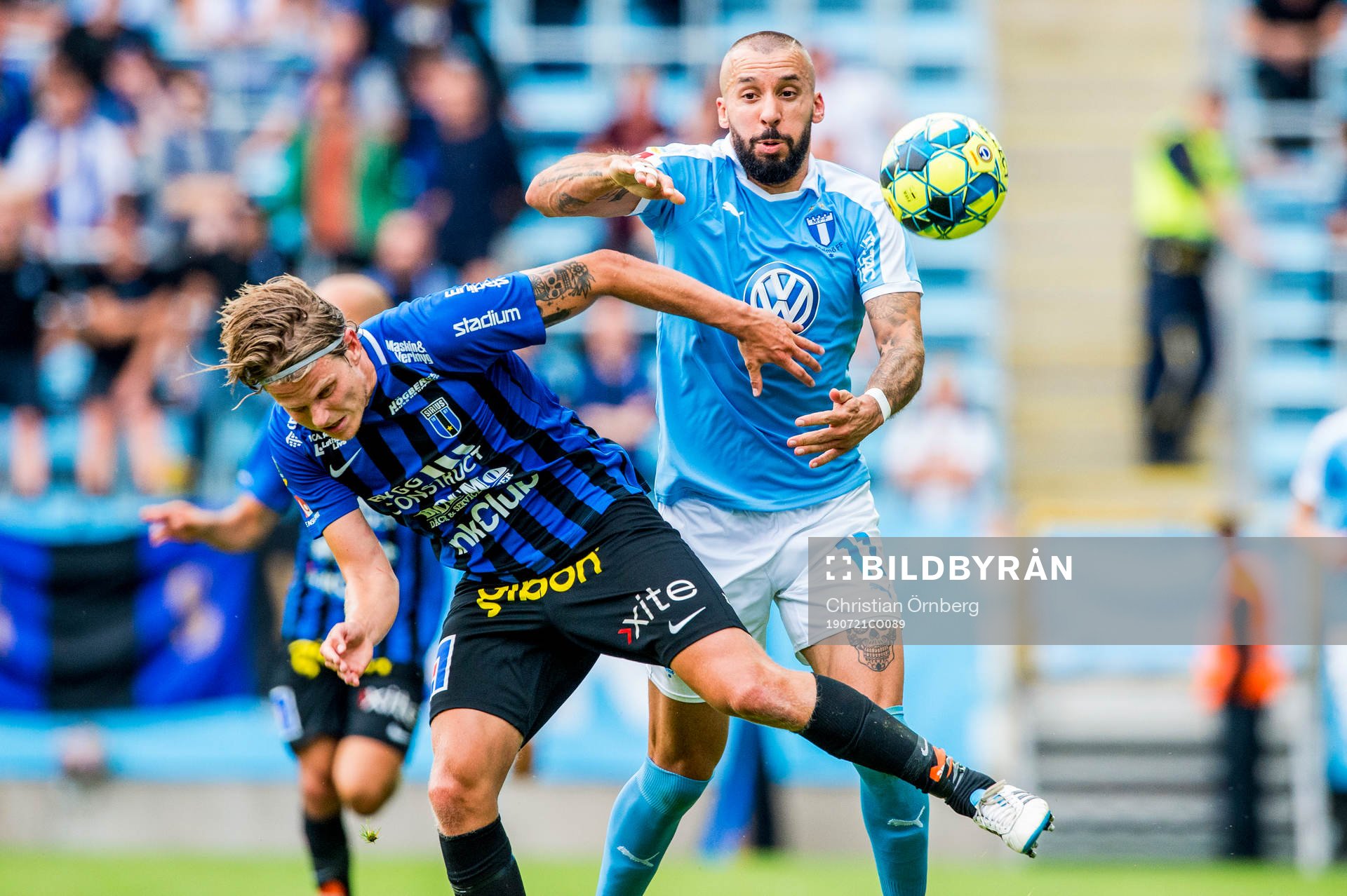 Malmö FFs Guillermo Molins mot Sirius Tim Björkström