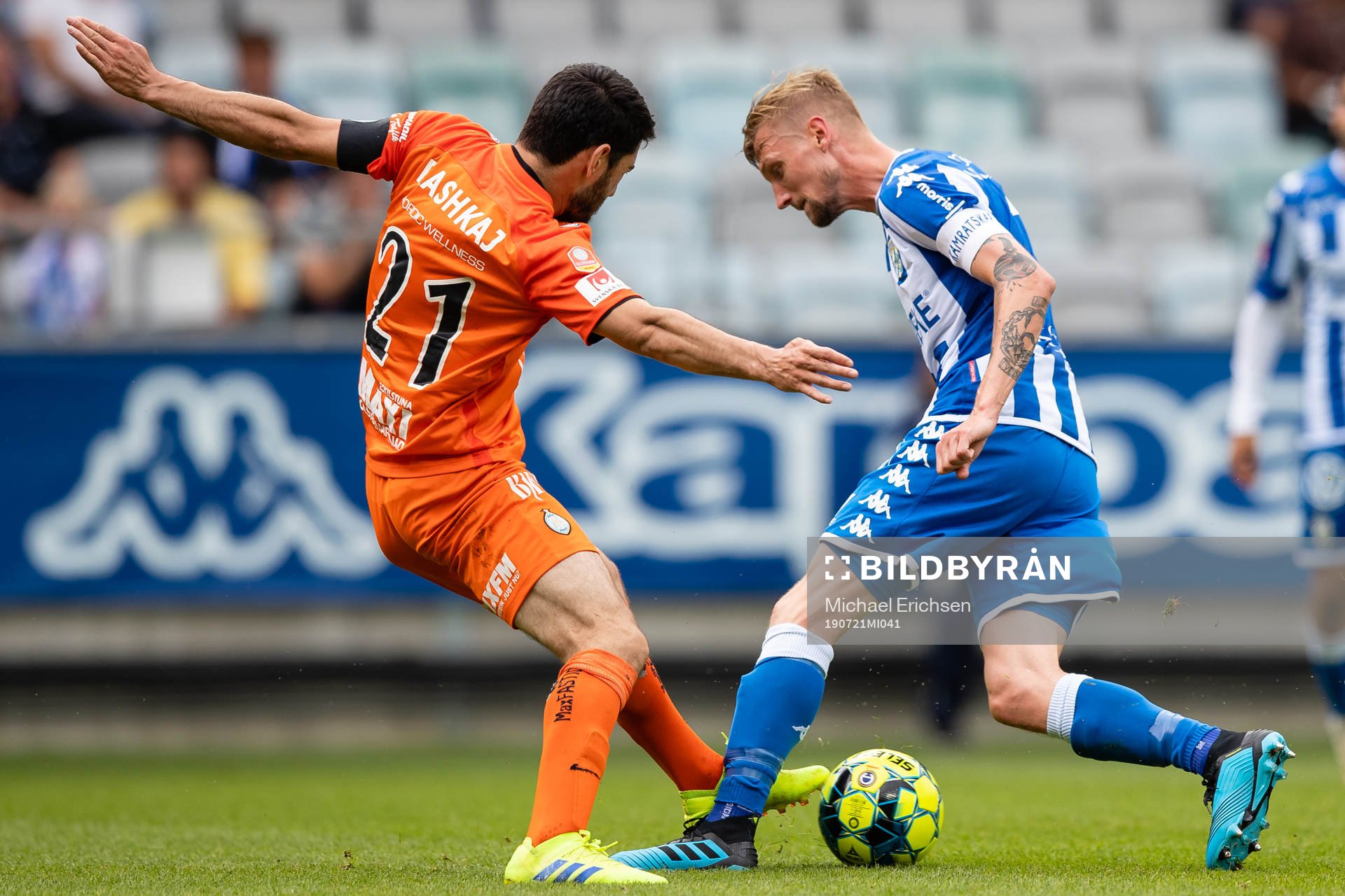 AFC Eskilstunas Anel Rashkaj och IFK Göteborgs Sebastian