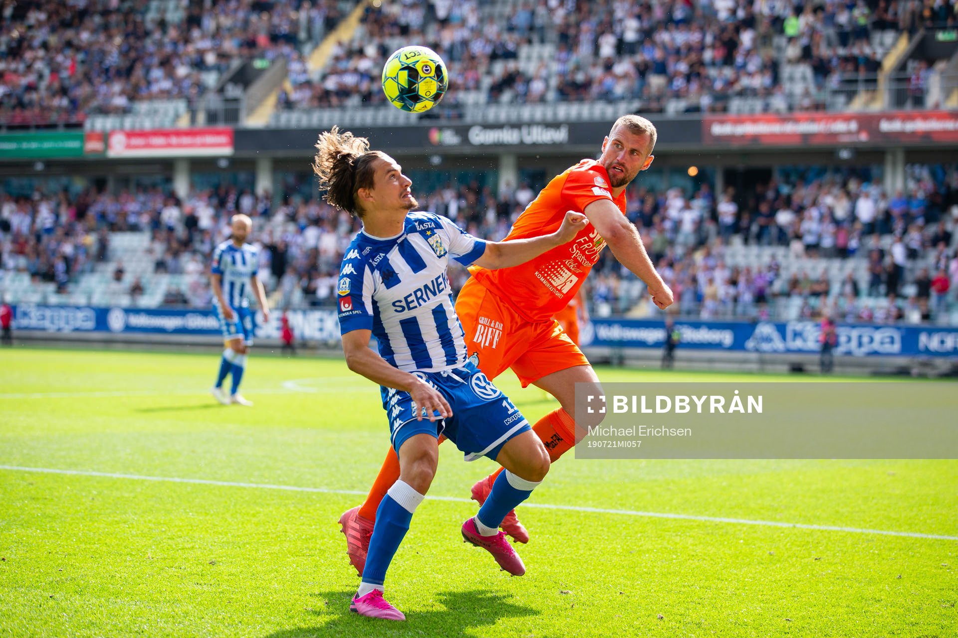 IFK Göteborgs Amin Affane och AFC Eskilstunas Mehmed