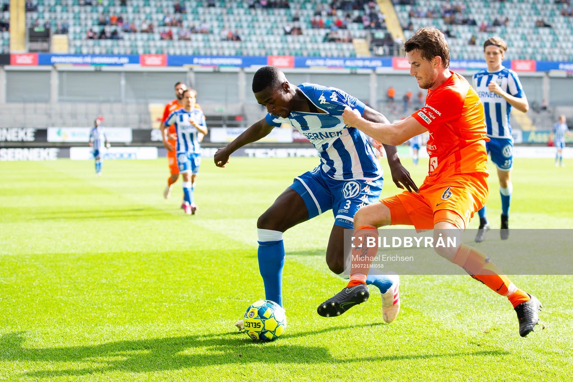 IFK Göteborgs Adil Titi och AFC Eskilstunas Jesper