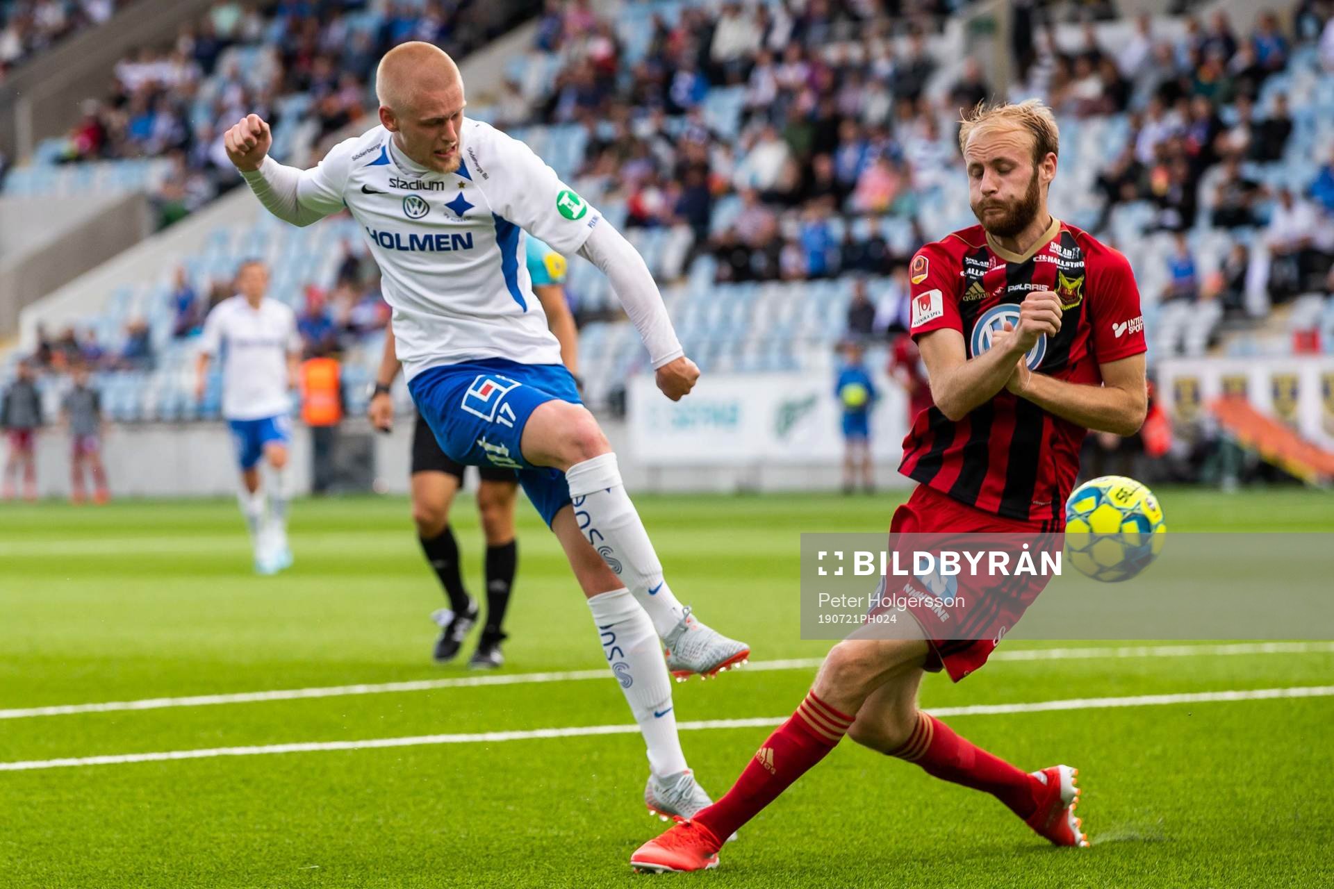IFK Norrköpings Kalle Holmberg mot Östersunds Curtis