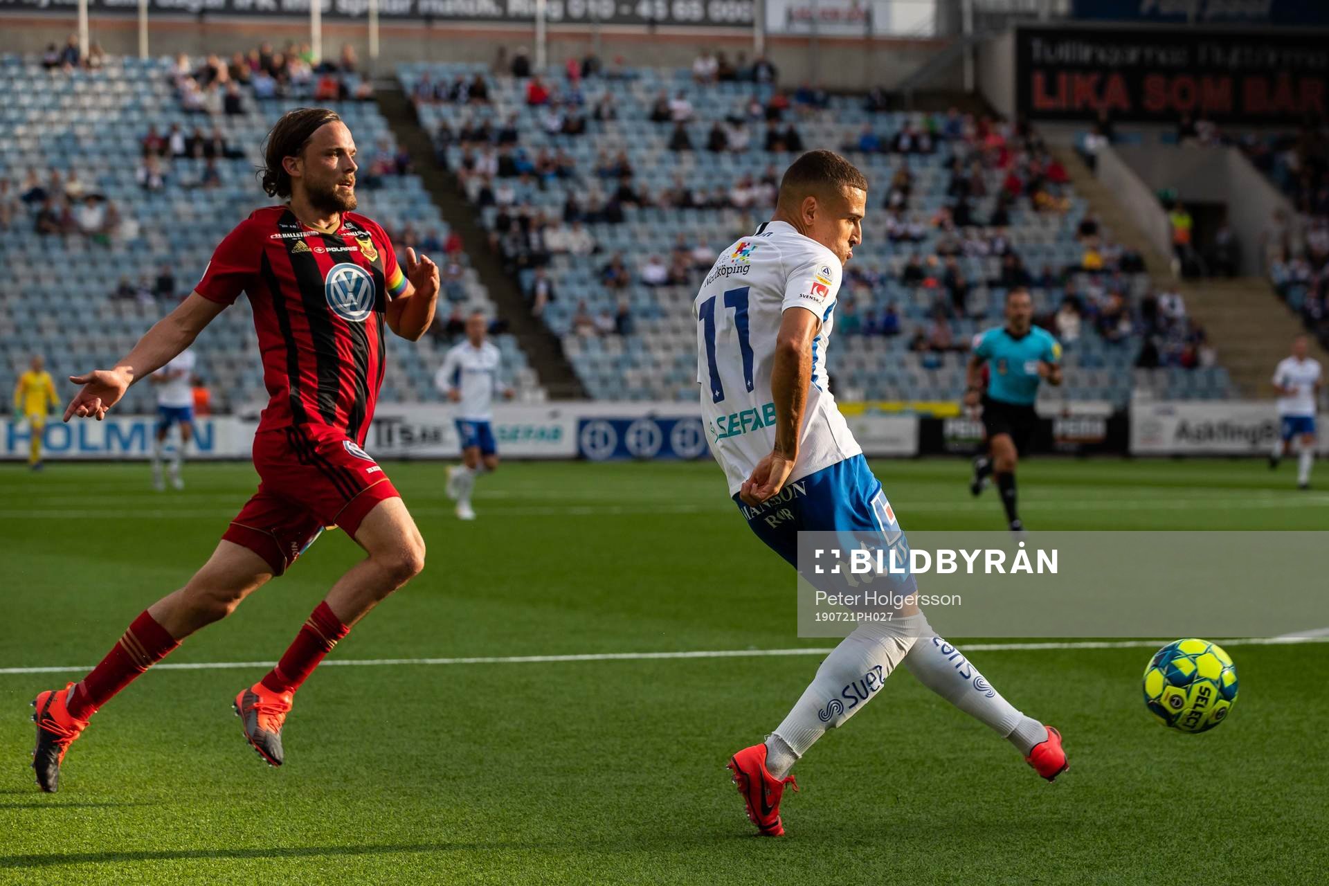 Östersunds Tom Pettersson och IFK Norrköpings Jordan