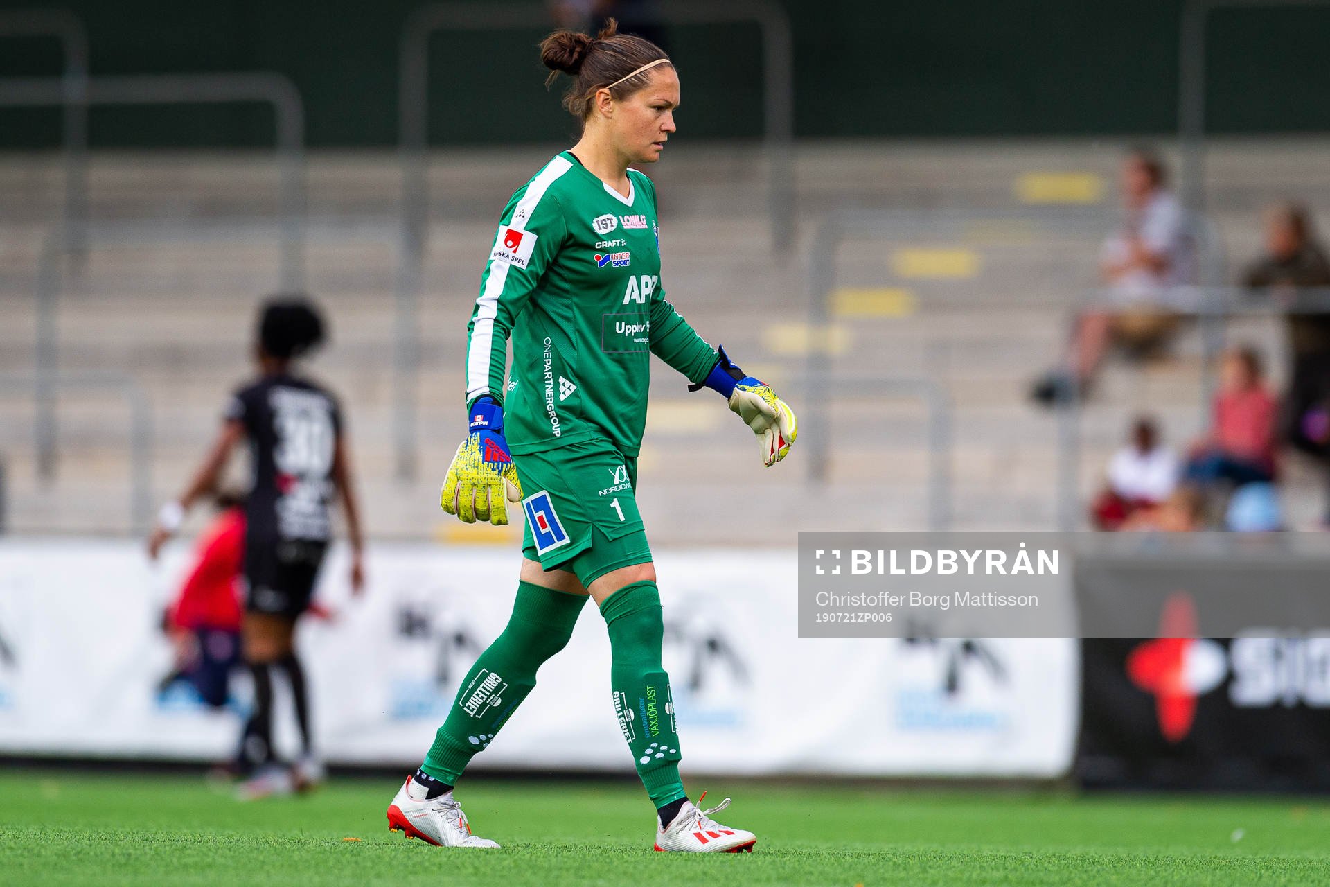 Växjös målvakt Erin Katrina McLeod deppar