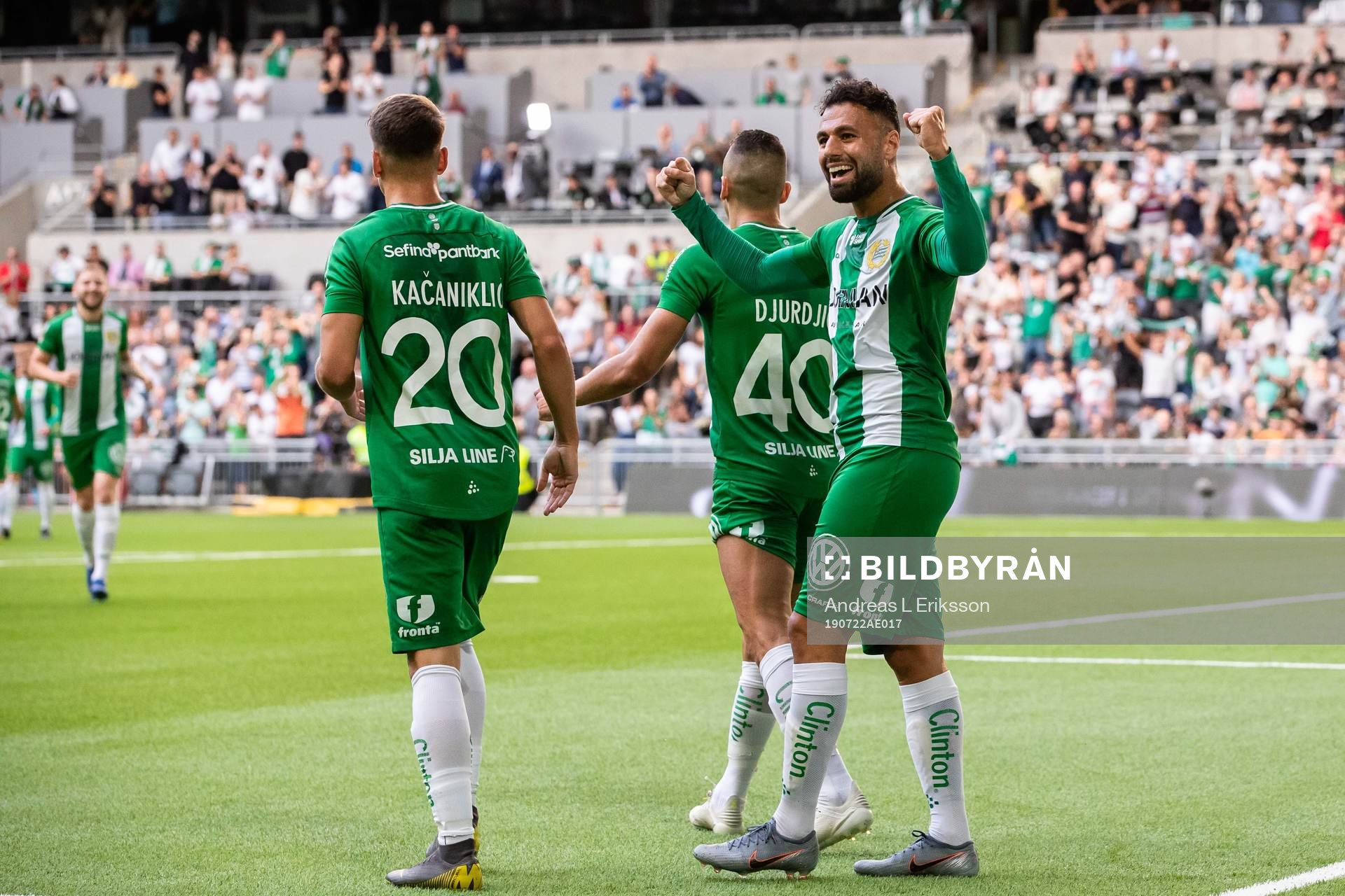 Hammarbys Imad Khalili jublar med Alexander Kacaniklic och