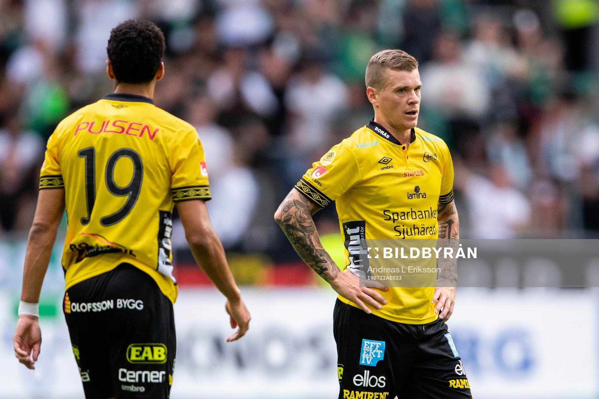 Elfsborgs Kevin Kabran och Simon Olsson deppar