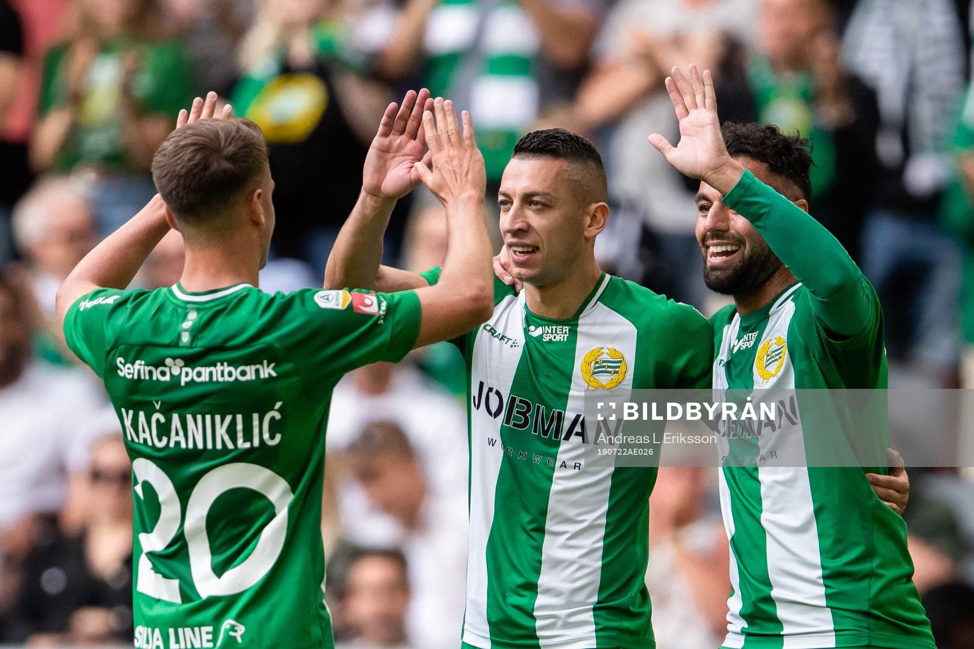 Hammarbys Imad Khalili och Nikola Djurdjic jublar med