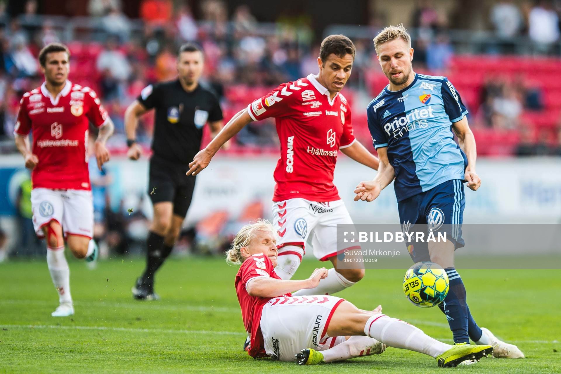 Kalmars Henrik Löfkvist och Djurgårdens Jonathan Ring