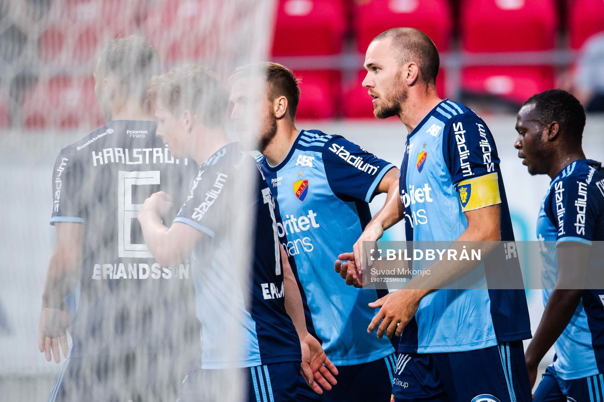 Djurgårdens Marcus Danielson jublar med lagkamrater