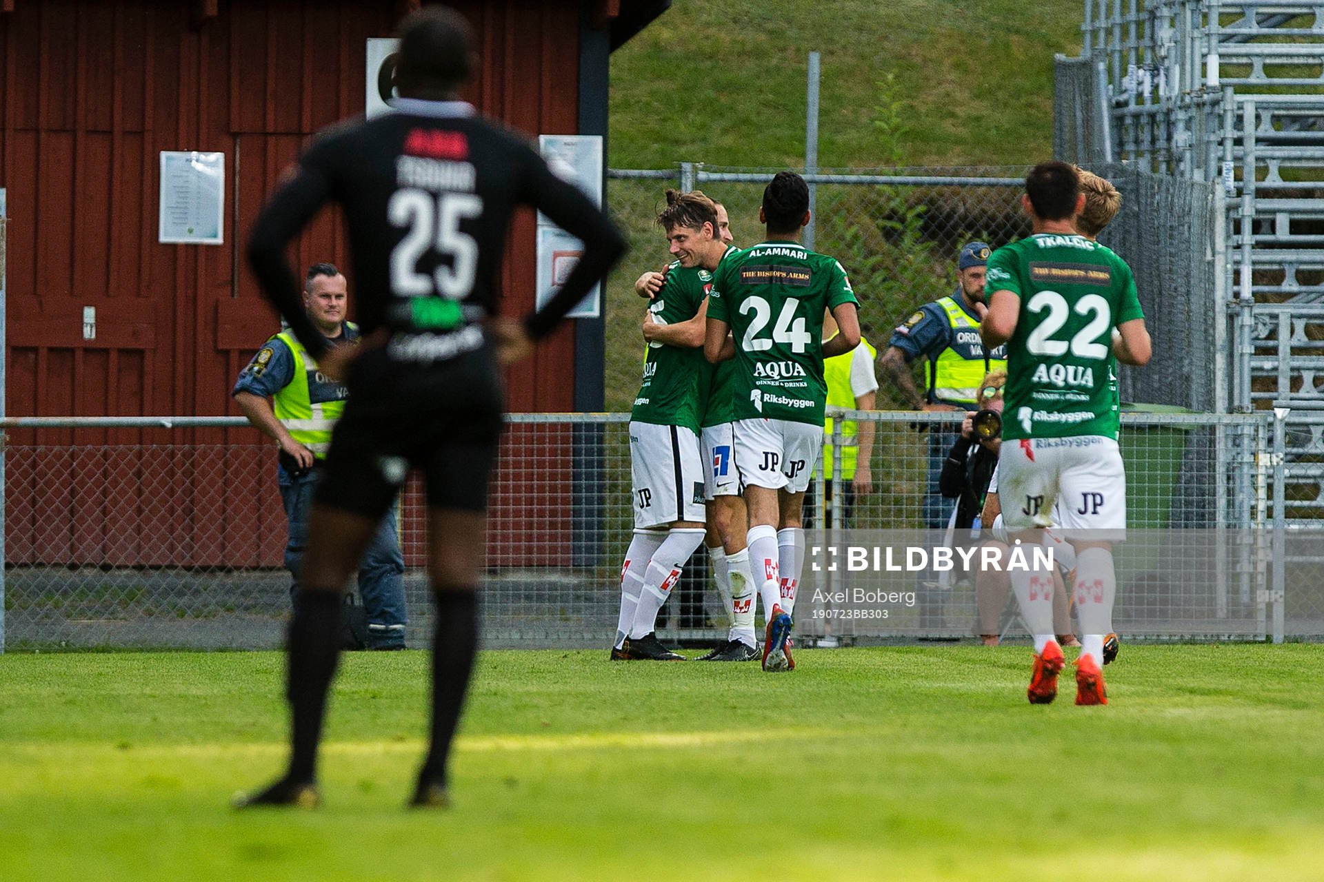 Jönköpings spelare jublar