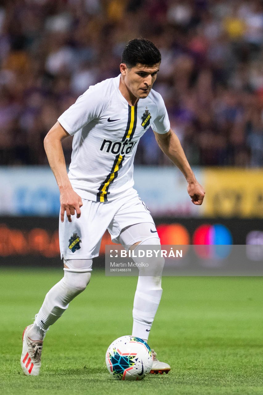 Tarik Elyounoussi of AIK