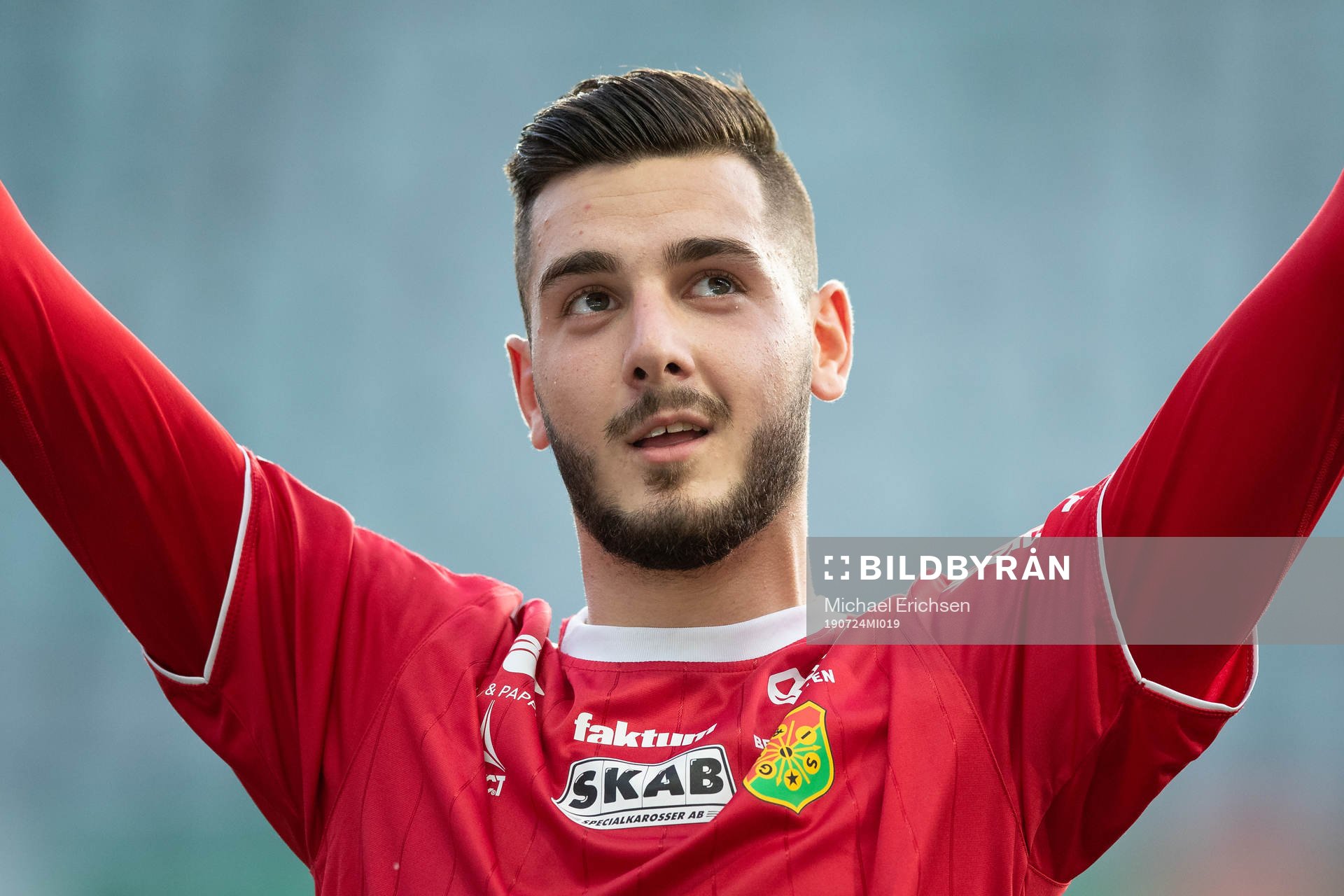 GAIS målvakt Marko Johansson jublar