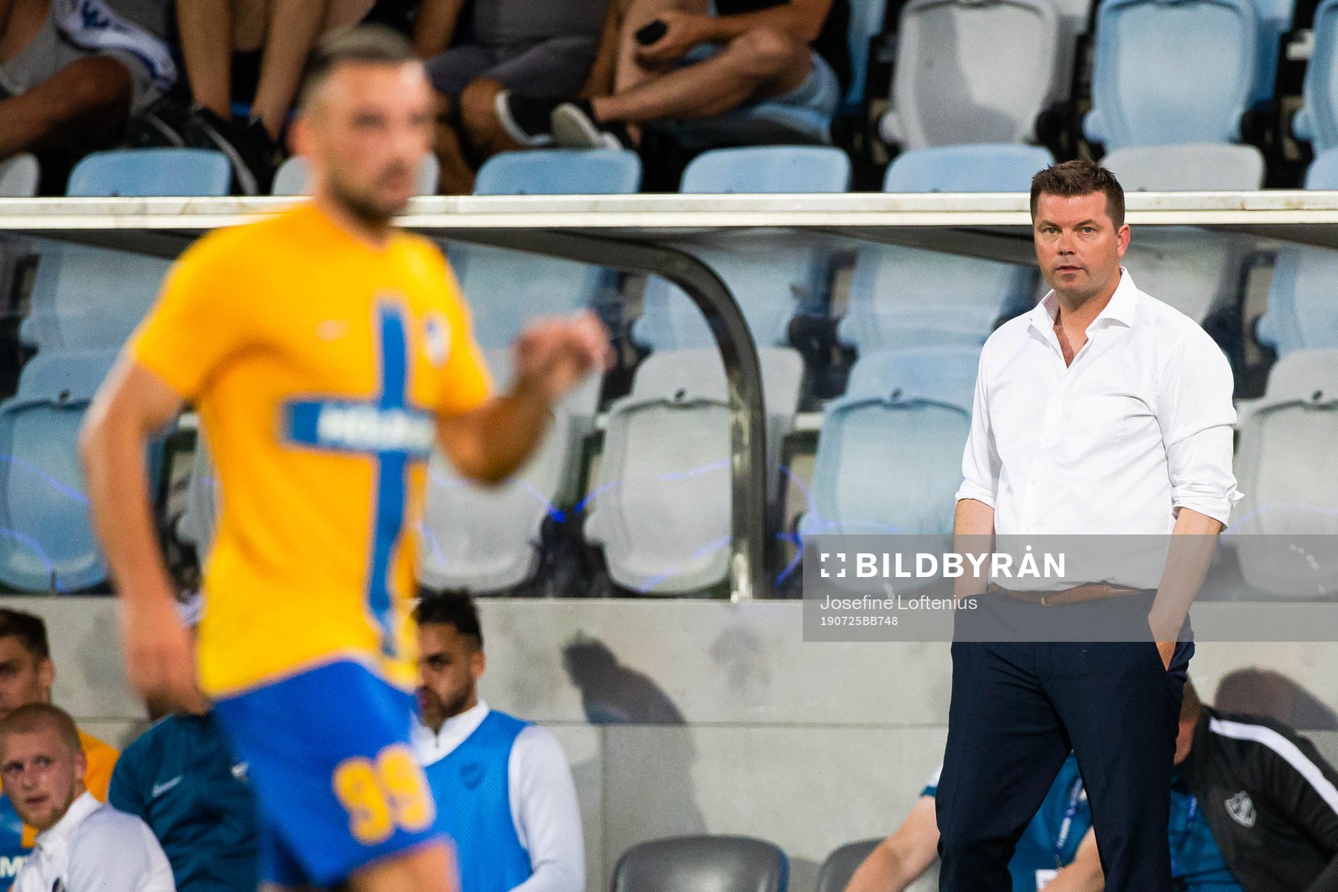 Sead Haksabanovic and Jens Gustafsson, head coach of IFK