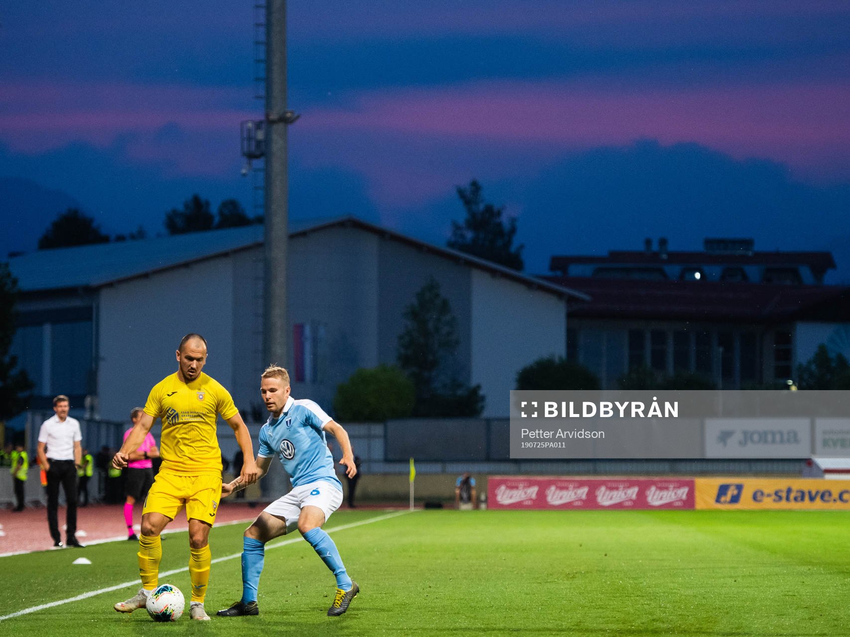 Tonic Mujan of Domzale and Oscar Lewicki of Malmö FF