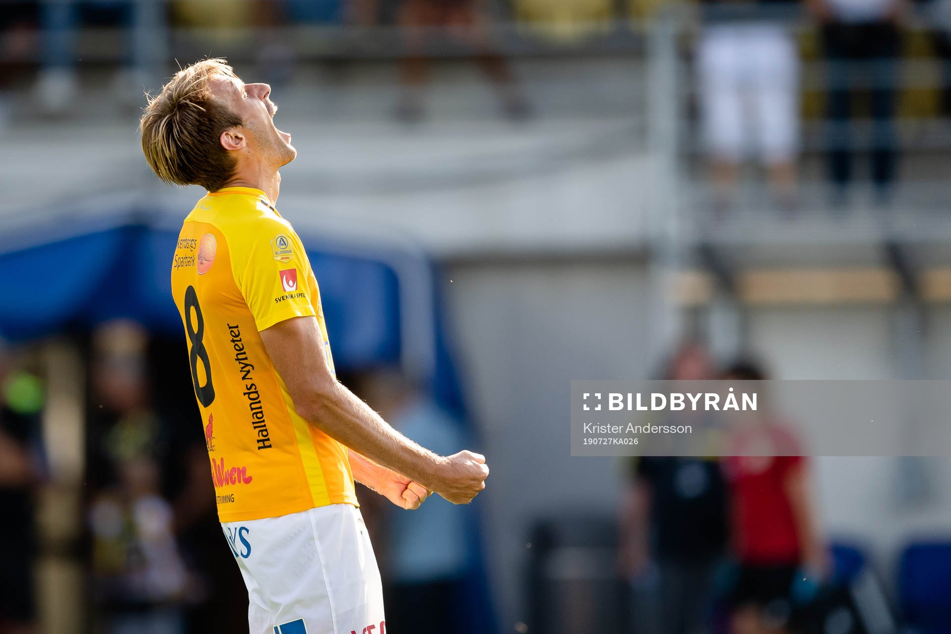 Falkenbergs Tobias Karlsson jublar efter fotbollsmatchen i Allsvenskan mellan Falkenberg och GIF Sundsvall den 27 juli 2019 i Falkenberg.