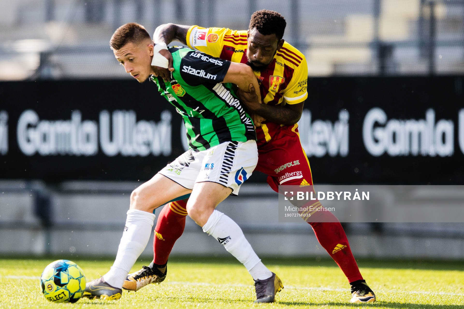 GAIS Leonard Pllana och Syrianskas Abdel Rhamane Khalil
