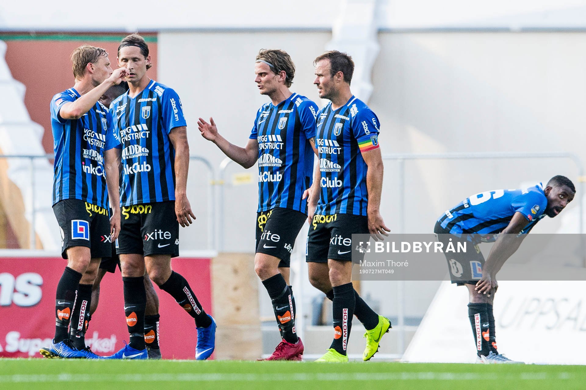 Sirius Philip Haglund deppar med lagkamrater