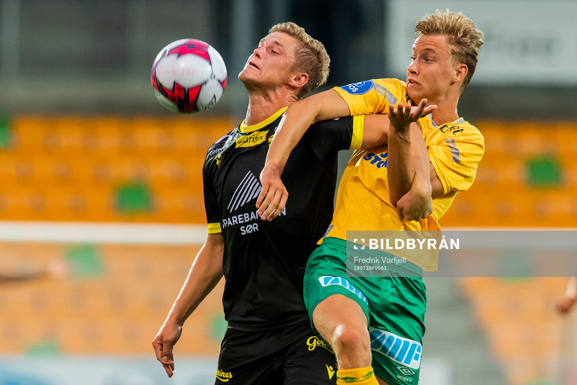 Mathias Idsøe Bringaker of Start and Sakarias Opsahl of