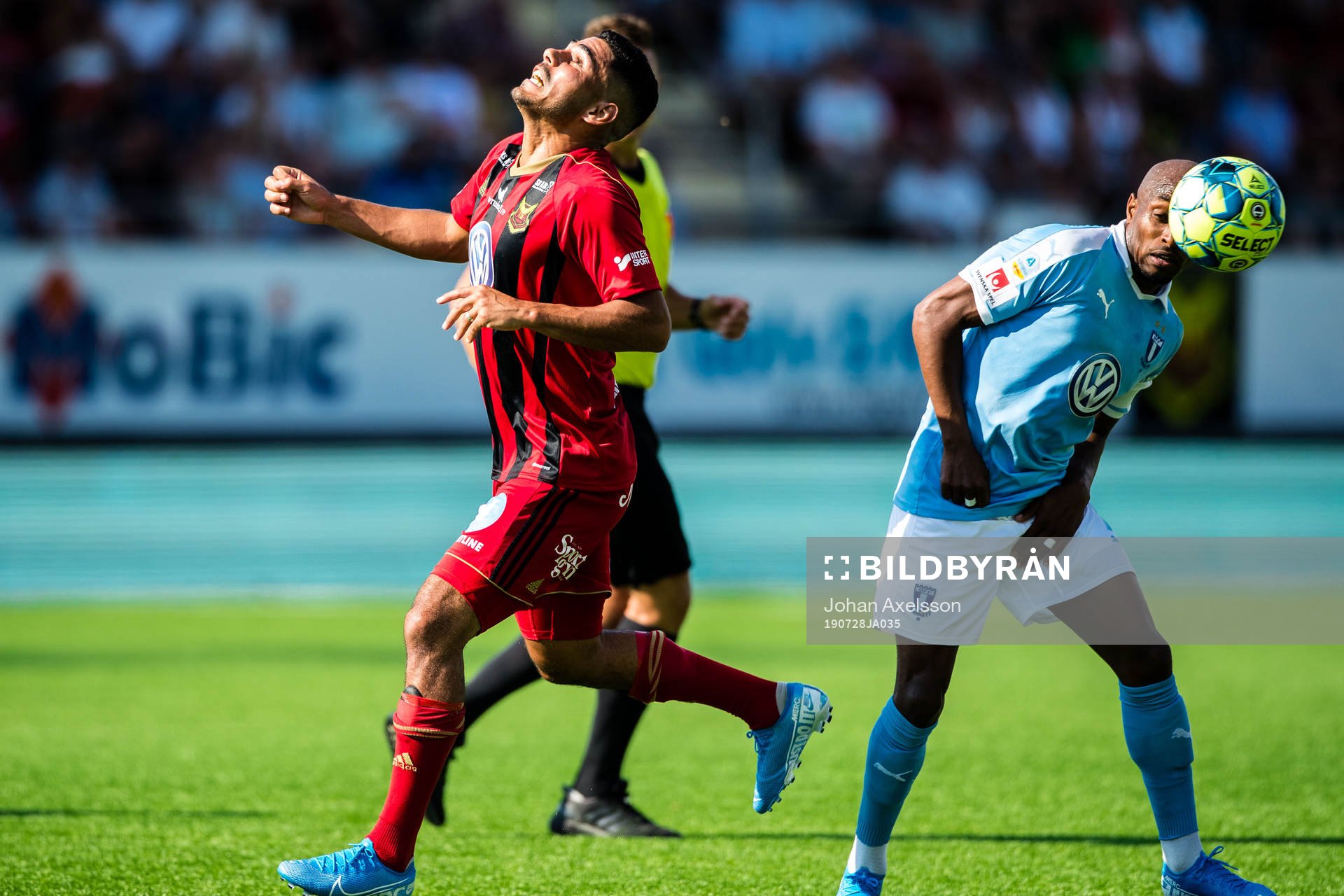 Östersunds Hosam Aiesh och Malmö FFs Fouad Bachirou