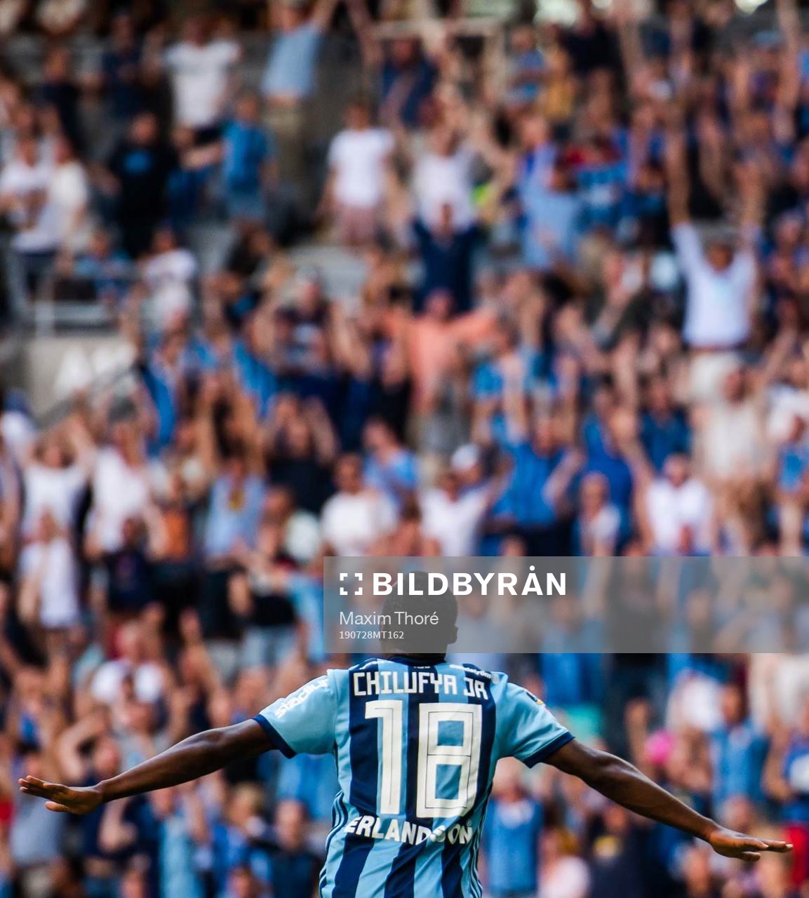 Djurgårdens Edward Chilufya jublar