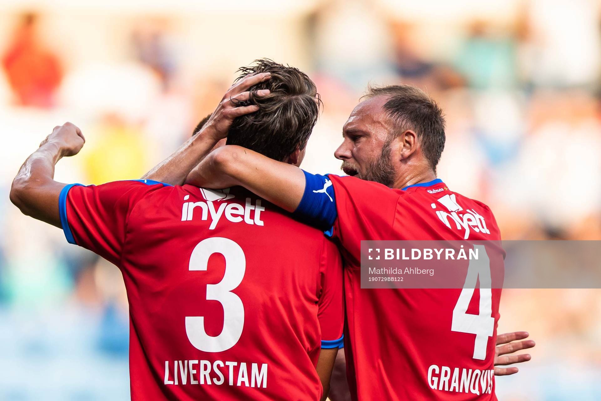 Helsingborgs Fredrik Liverstam jublar med Andreas Granqvist