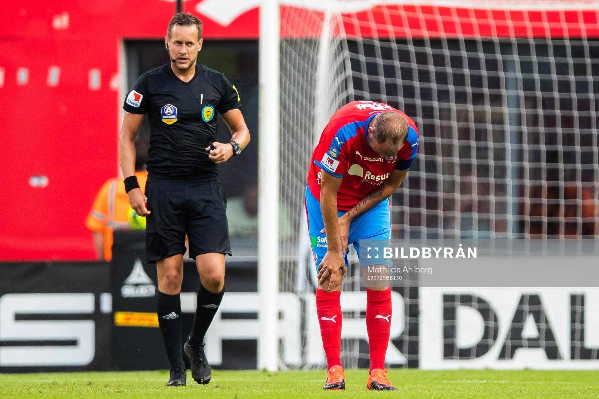 Helsingborgs Andreas Granqvist tar sig för benet
