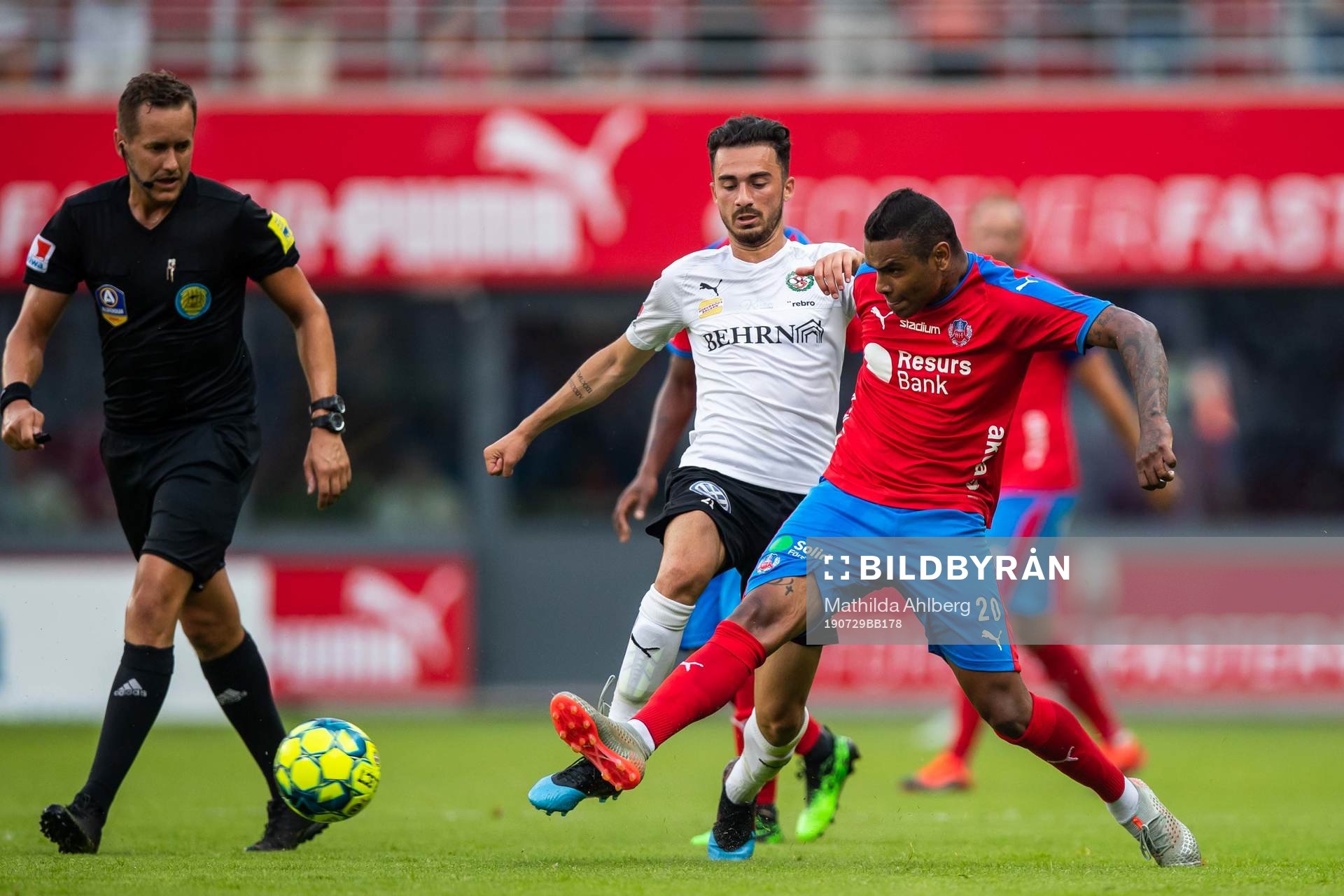 Örebros Simon Amin och Helsingborgs Wanderson Do Carmo