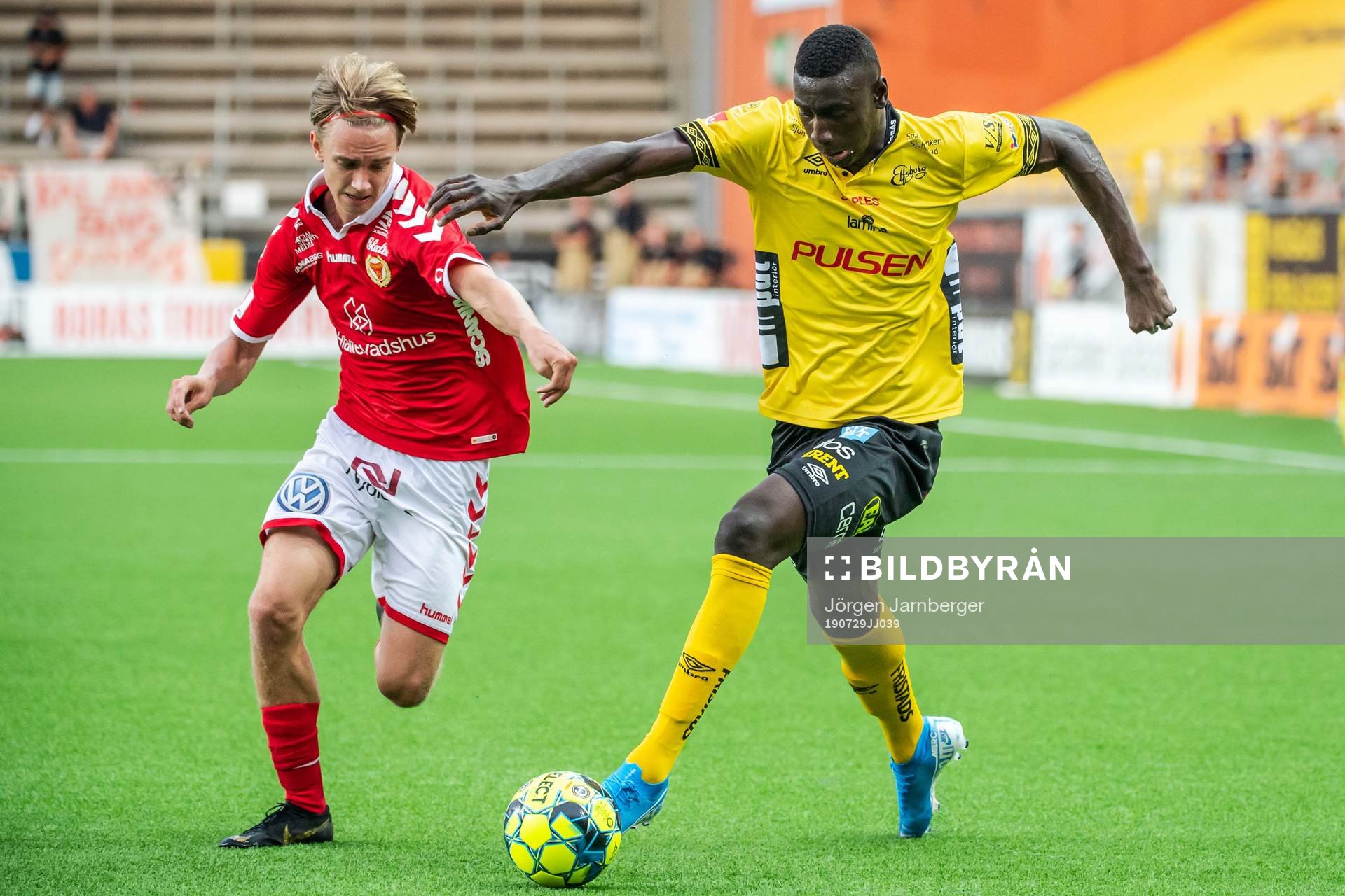 Kalmars Isak Magnusson och Elfsborgs Marokhy Ndione