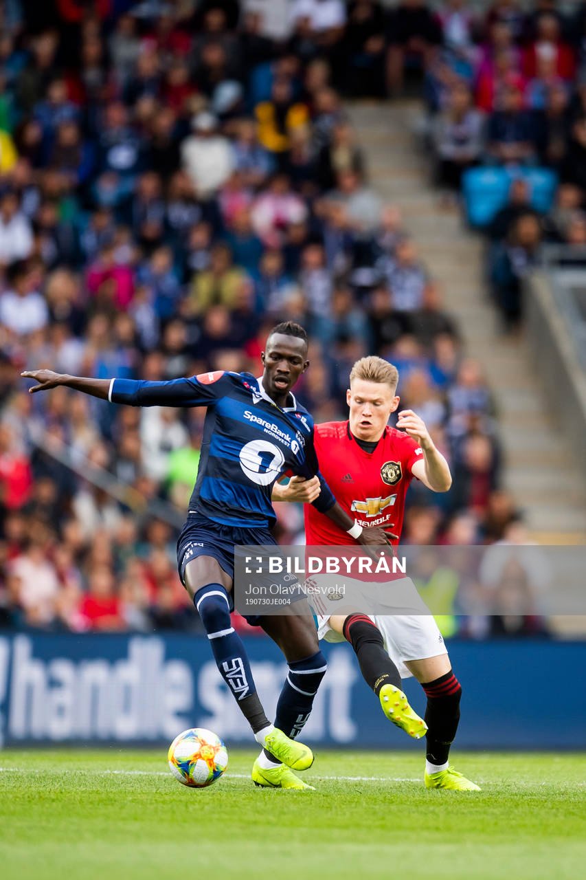 Amidou Diop of Kristiansund and Scott McTominay of