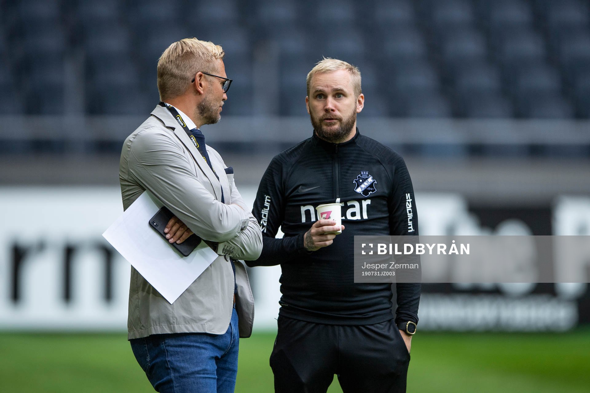 Former player of AIK, Martin Åslund (l) and Patric