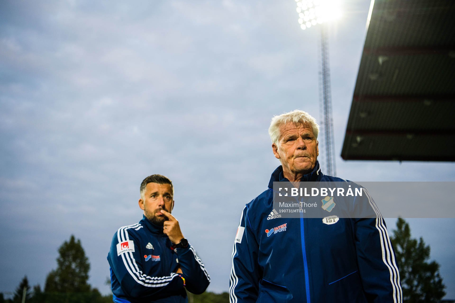 Östers tränare Dennis Velic och assisterande Karl Gunnar