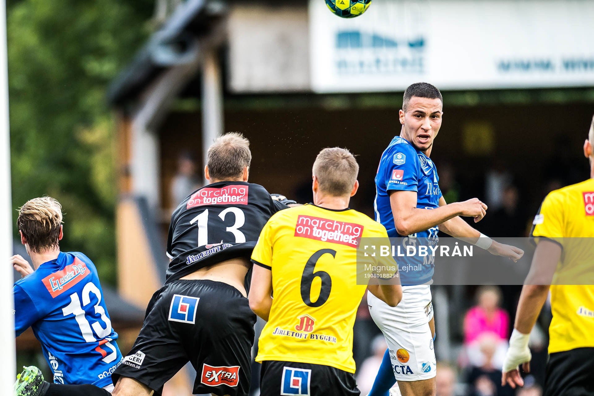 Norrbys Abdelrahman Saidi oroar framför Mjällbys målvakt
