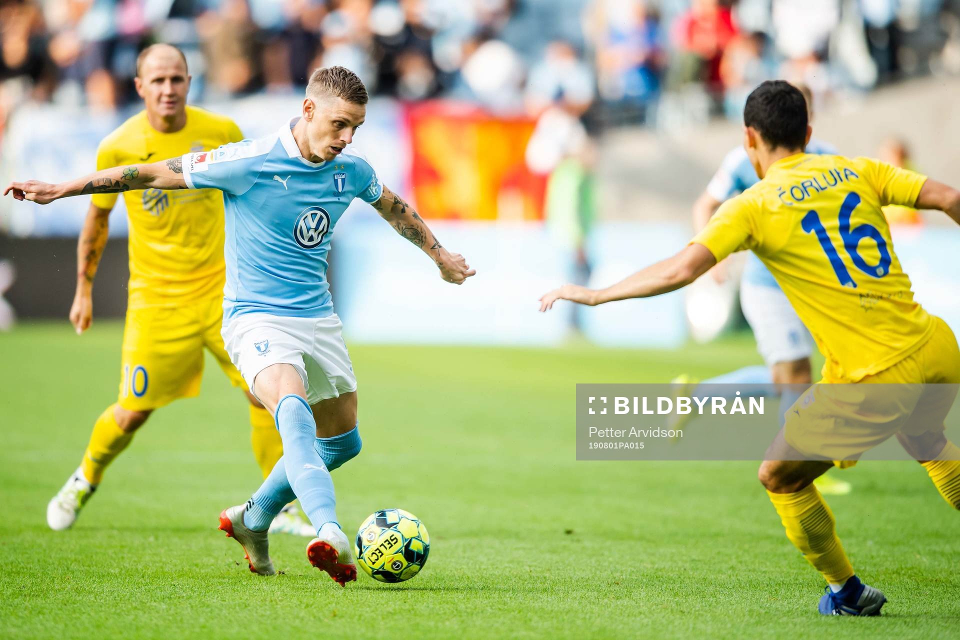 Sören Rieks of Malmö FF and Josip Corluka of Domzale