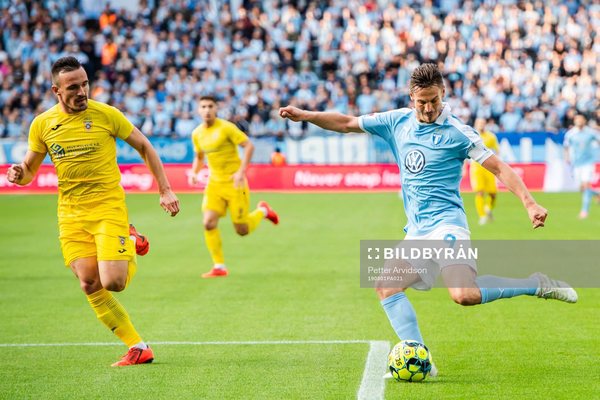 Tilen Klemencic of Domzale and Markus Rosenberg of Malmö FF