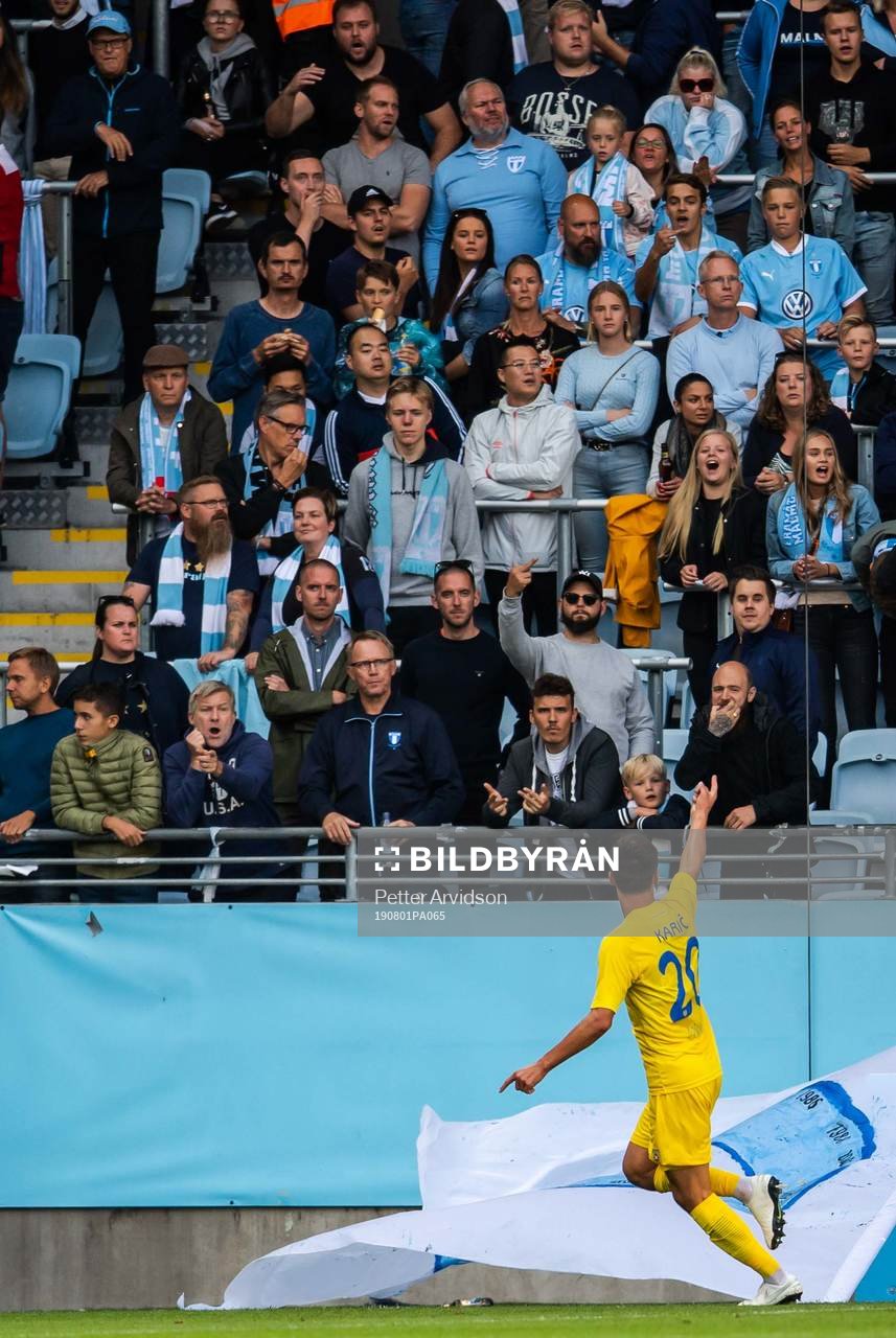 Sven Karic of Domzale celebrates